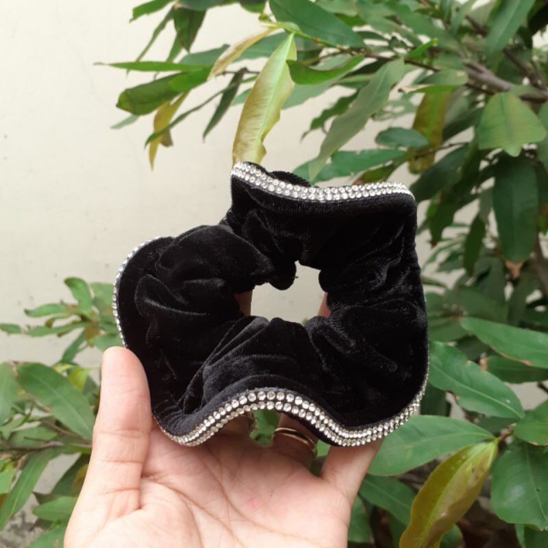 Cột tóc nhung đính xoàn 2 hàng