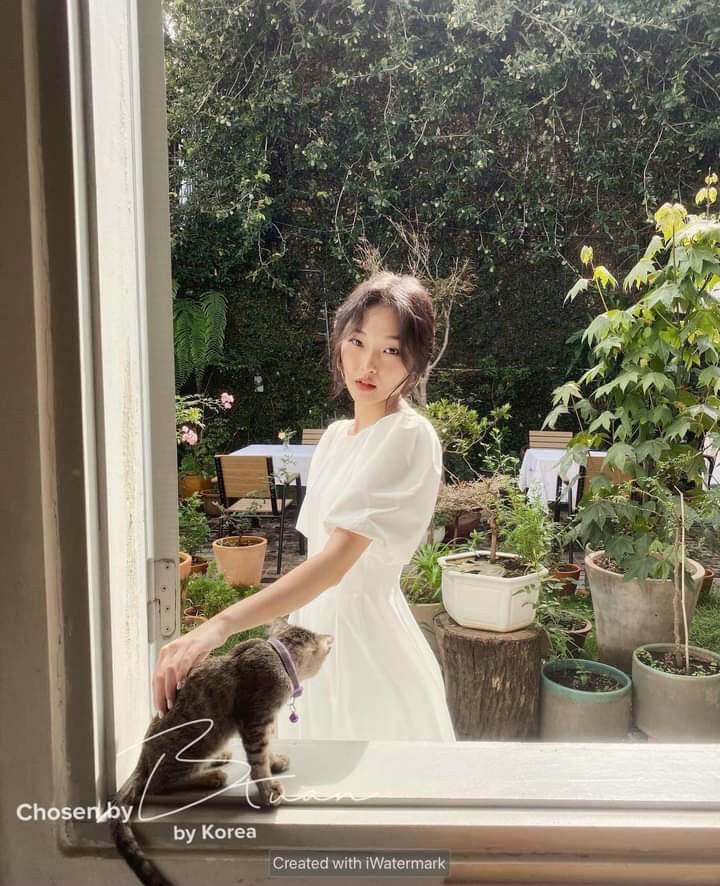 ĐẦM XÒE XẾP LY EO TAY BÍ