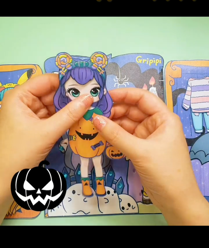 LỄ HỘI HALLOWEEN CÙNG BÉ GRIPPI( nhà cho búp bê giấy)