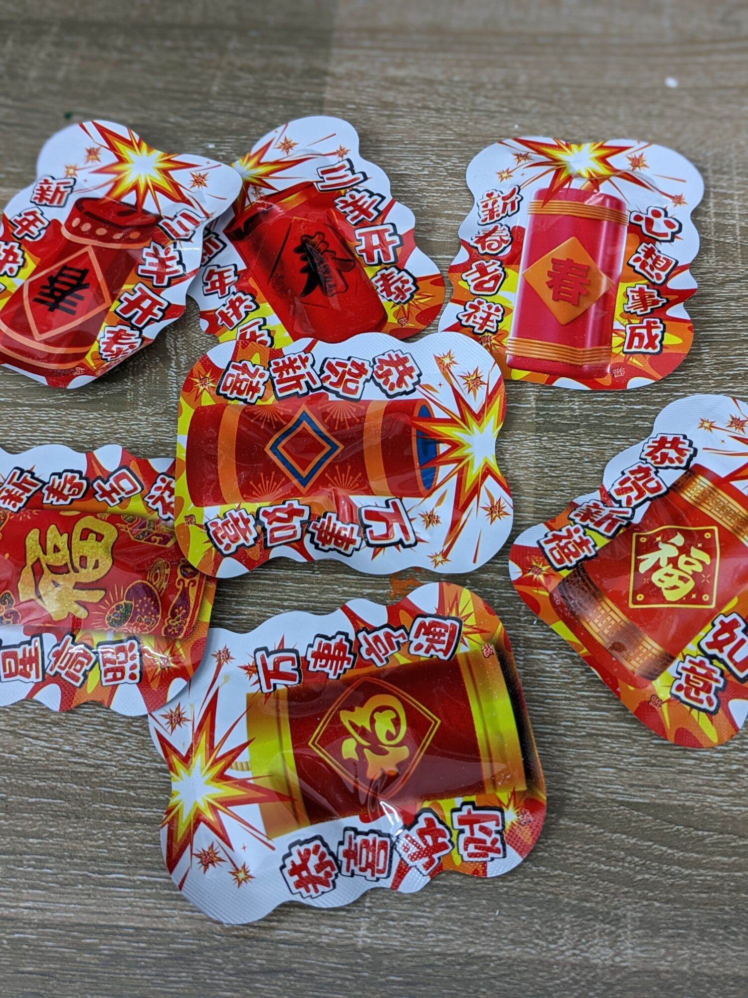 Đồ chơi giả pháo nổ