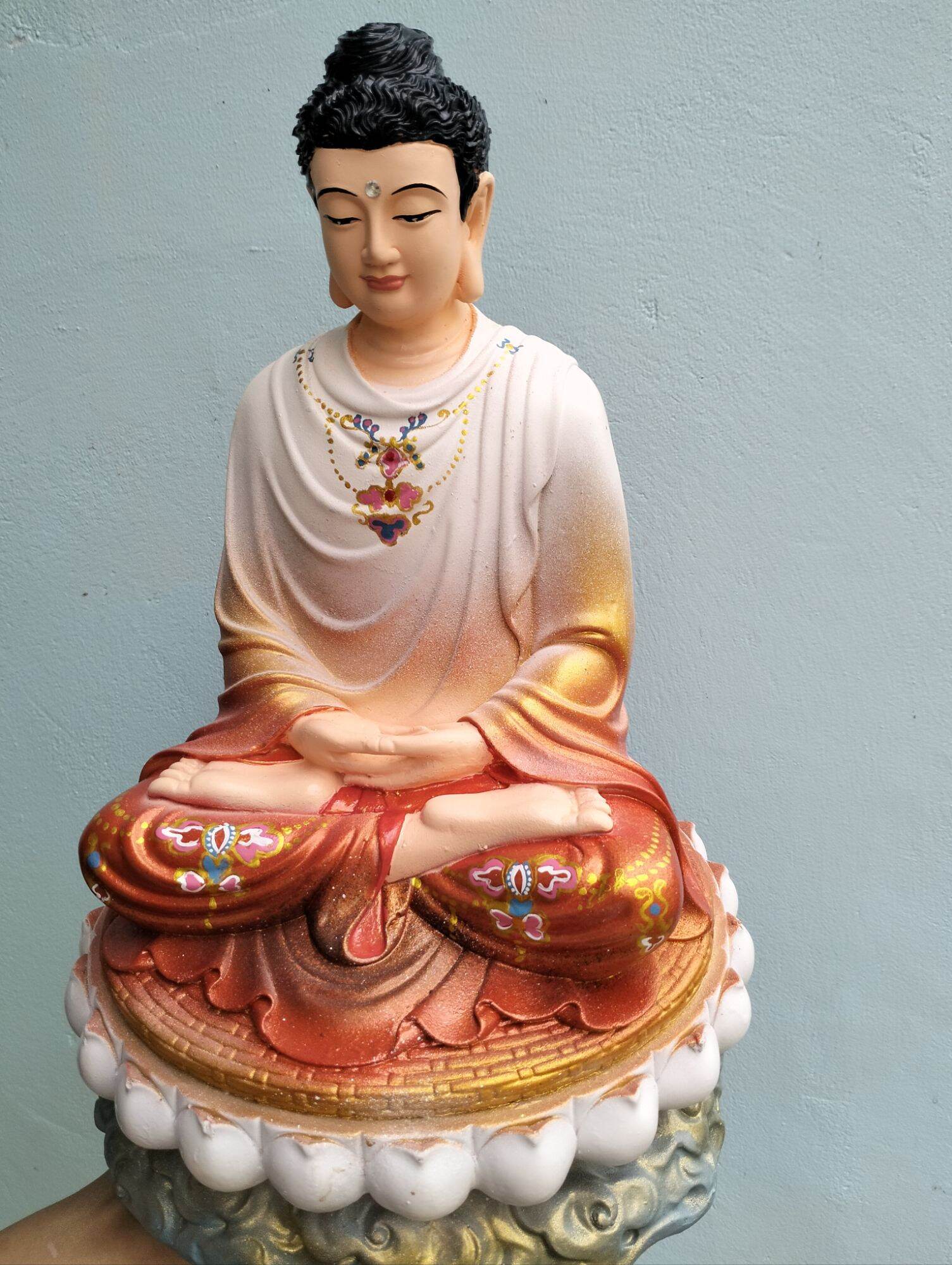 Tượng Phật Thích Ca Mâu Ni.