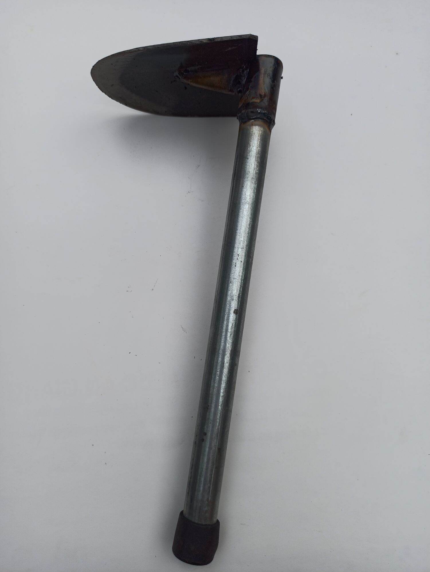 Cuốc nhỏ làm vườn xới cỏ dài 40cm