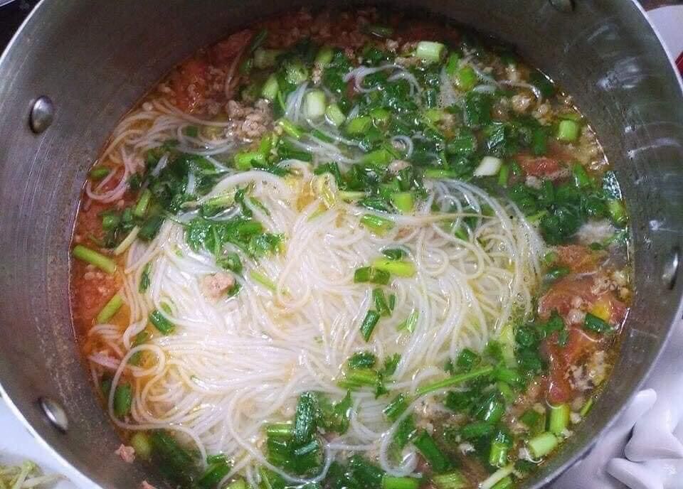 Mì gạo hùng lô