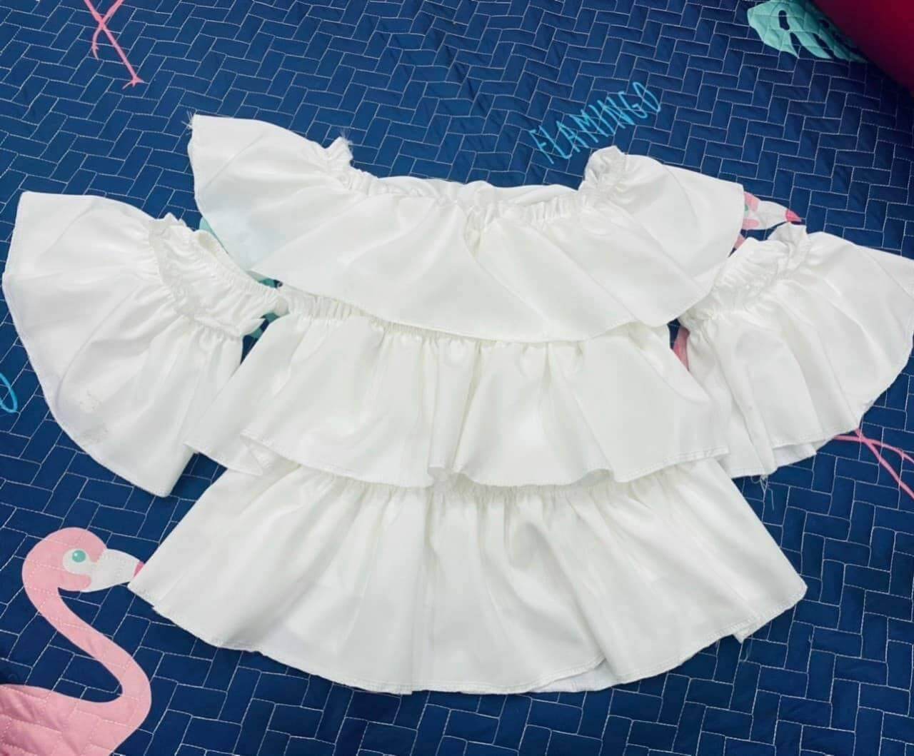 Áo trễ vai bánh bèo 3 tầng