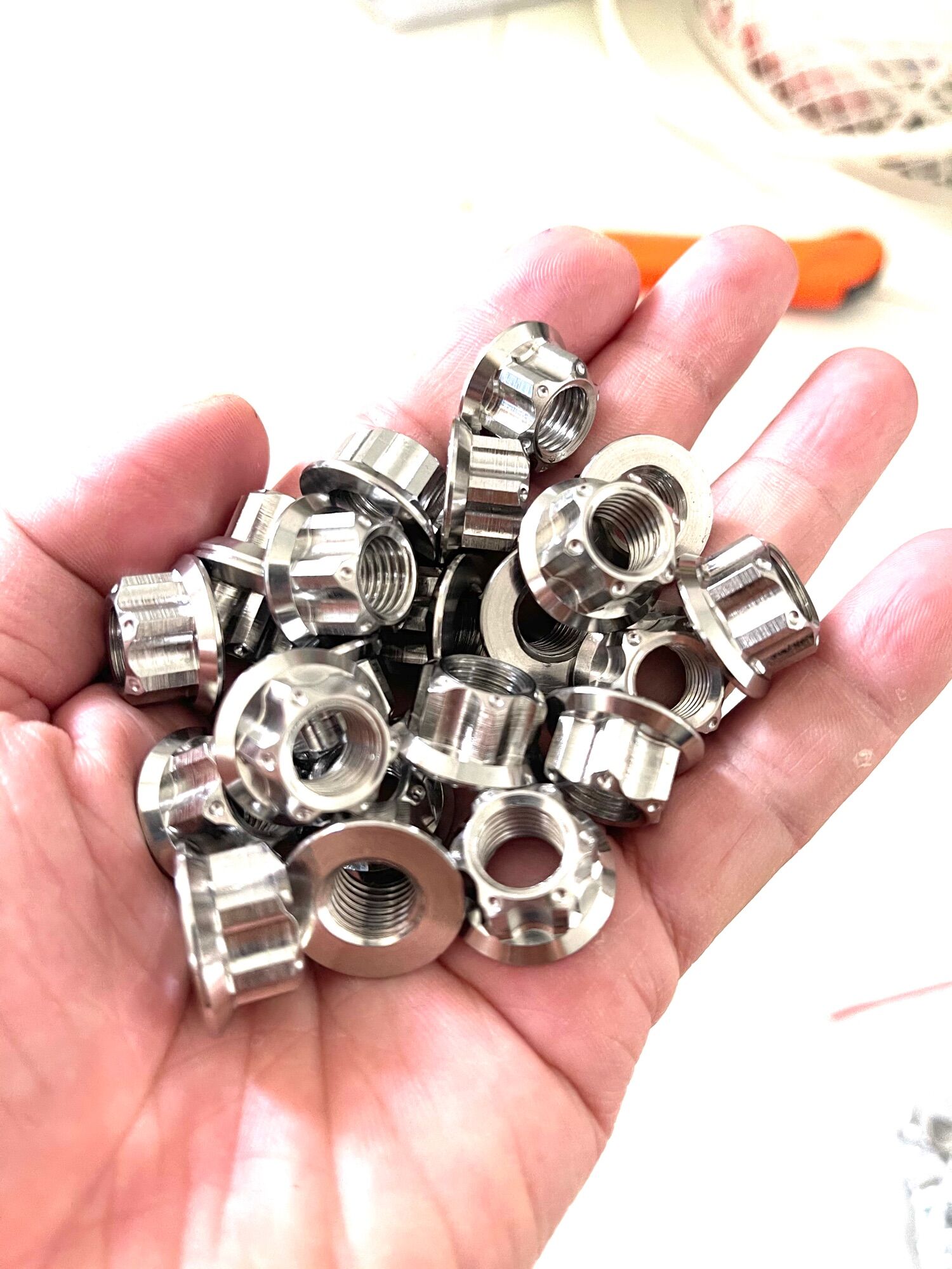 tán ecu inox salaza 6li 8li 10li 12li