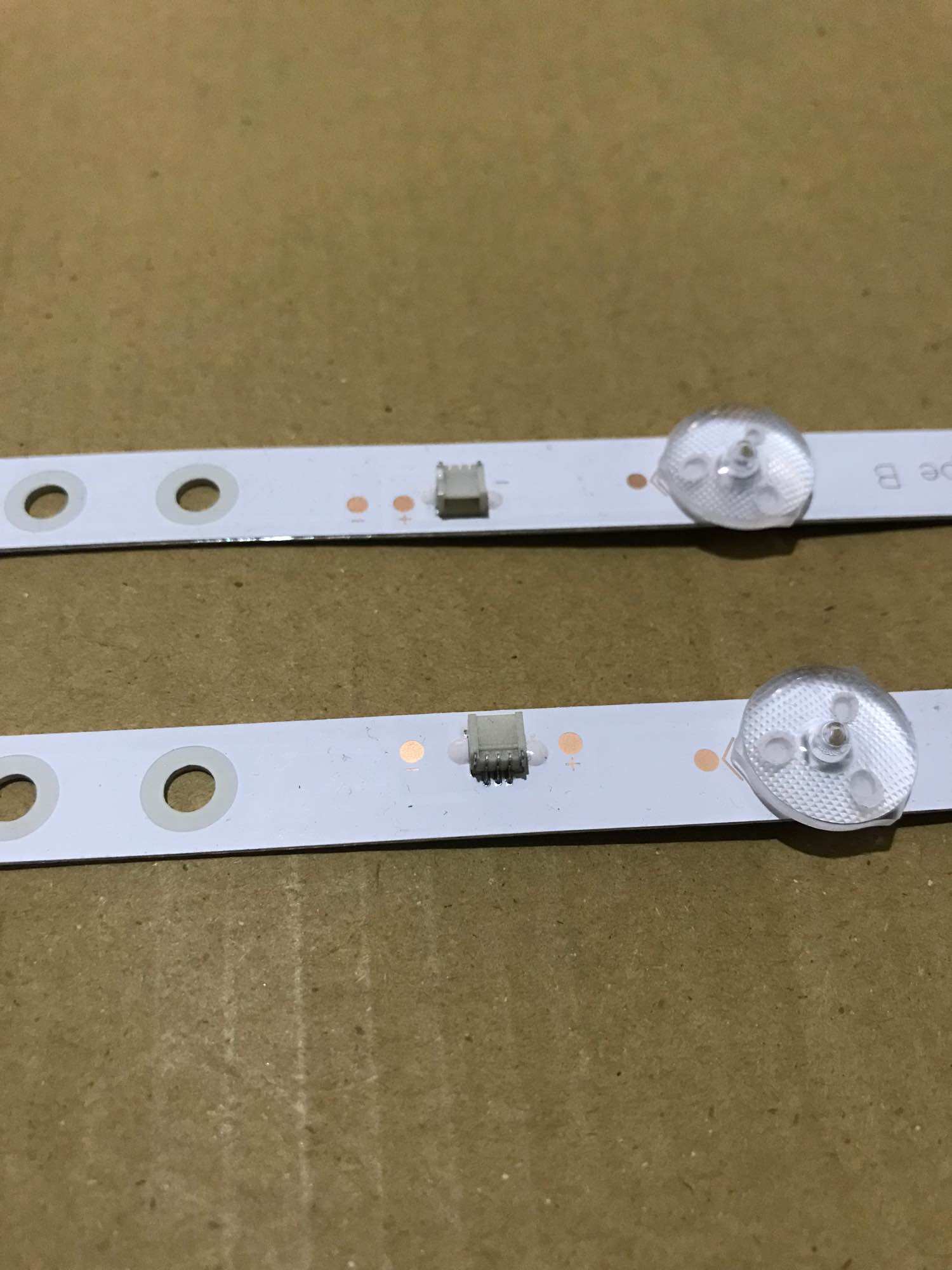 Led Asanzo 32AS100/AT130