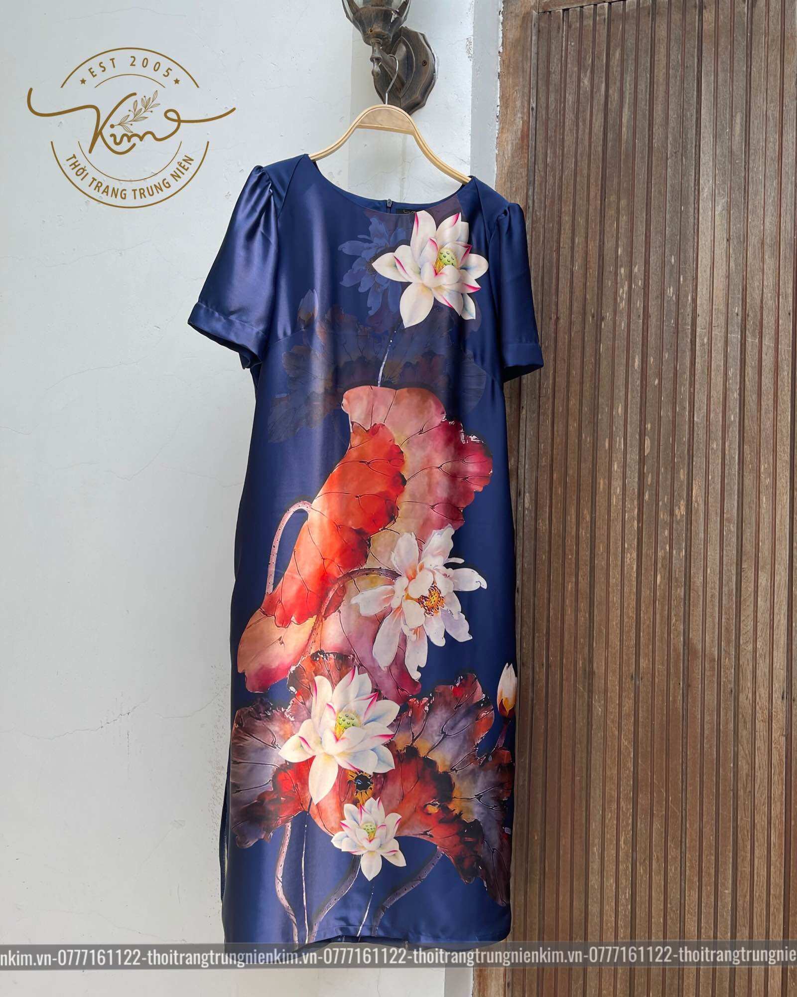 Đầm lụa trung niên sang trọng