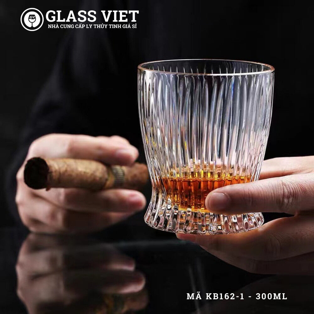 Ly thủy tinh sọc bo đáy cao 300ml