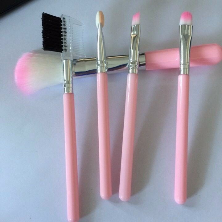Bộ cọ makeup hồng 5 cây