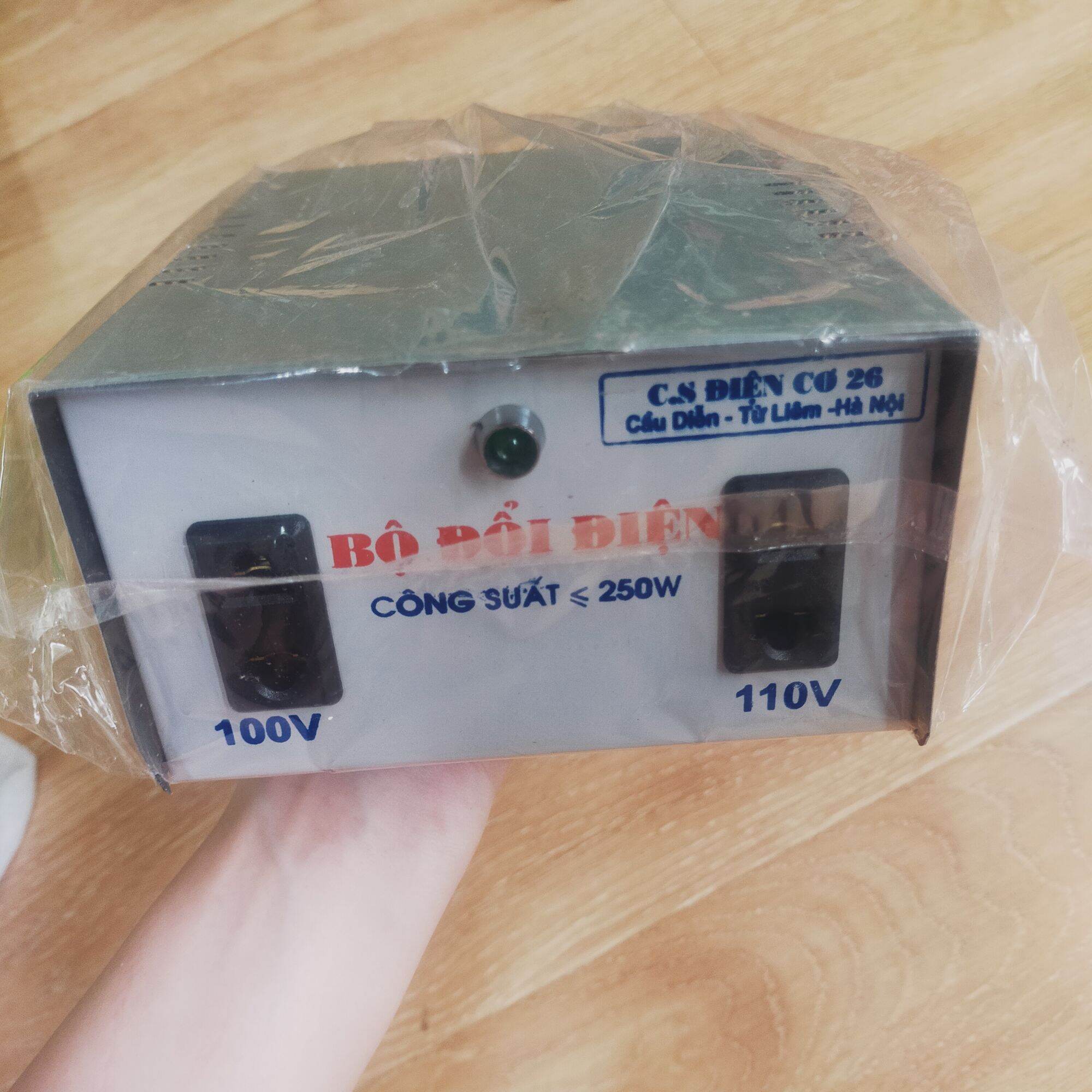 Hot!! hot!!! bộ đổi điện 220v sang 110v công xuất 250w