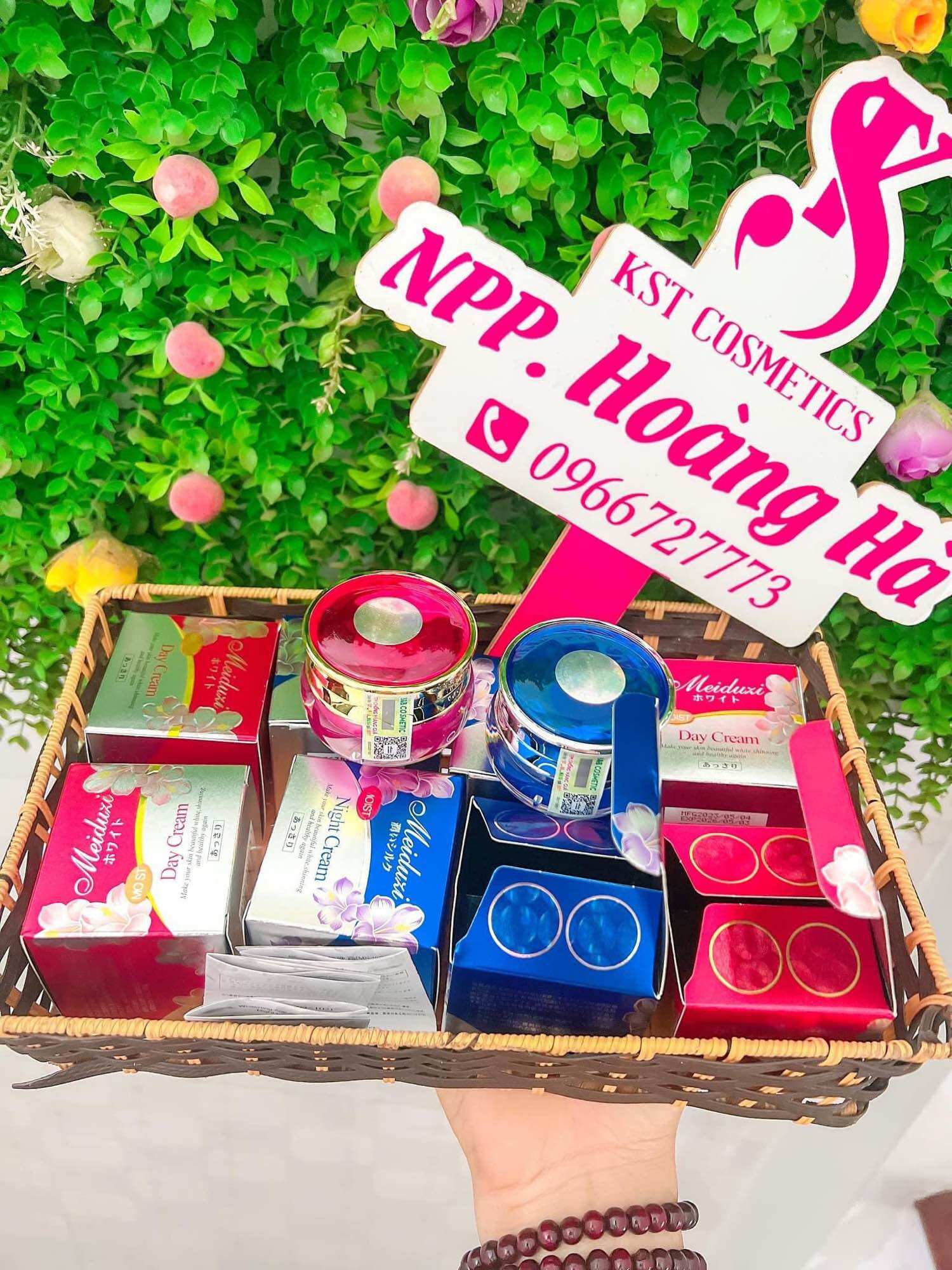 Kem dưỡng da ,trị nám Day Cream Meiduxi tem tròn Nhật bản