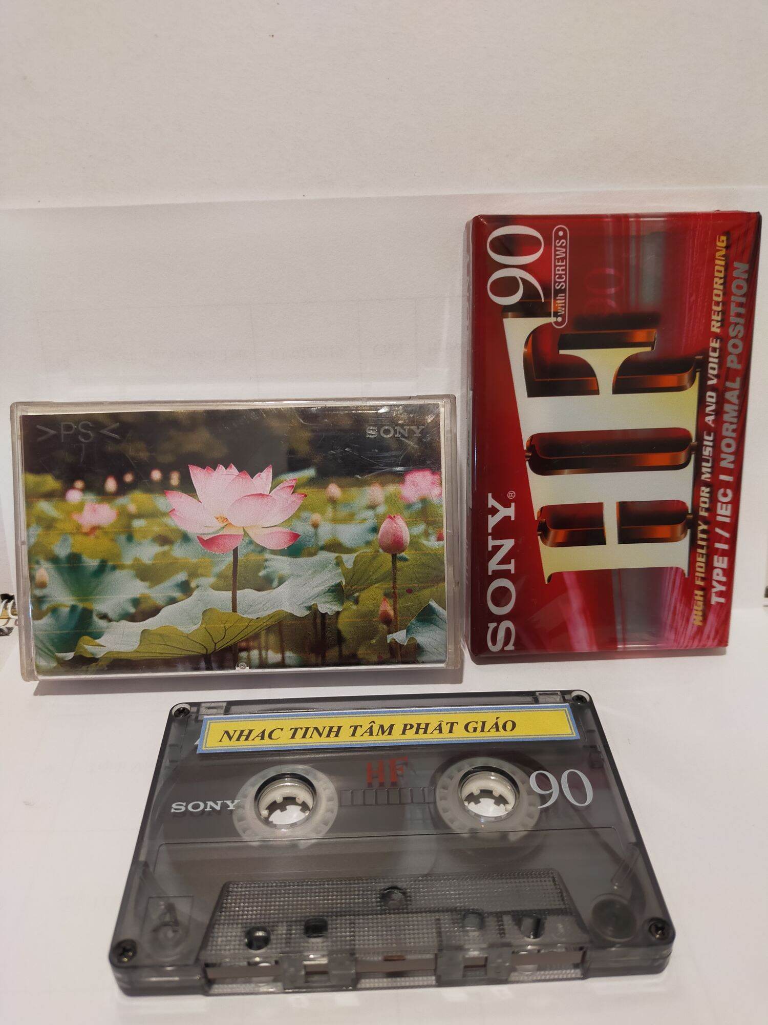 1 băng cassette Sony 90 phút hàng mới 100% nhạc thiền tịnh Tâm Phật giáo