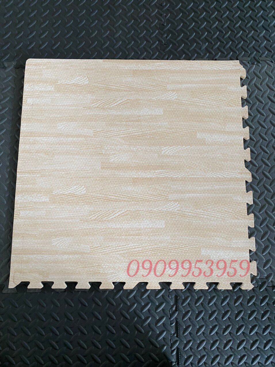 Sale thảm xốp vân gỗ trắng 60×60×1cm