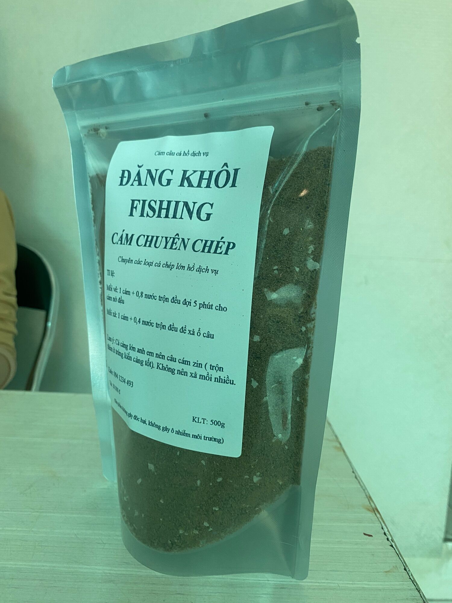 Cám câu cá chép hồ dịch vụ, cám câu cá chép lớn
