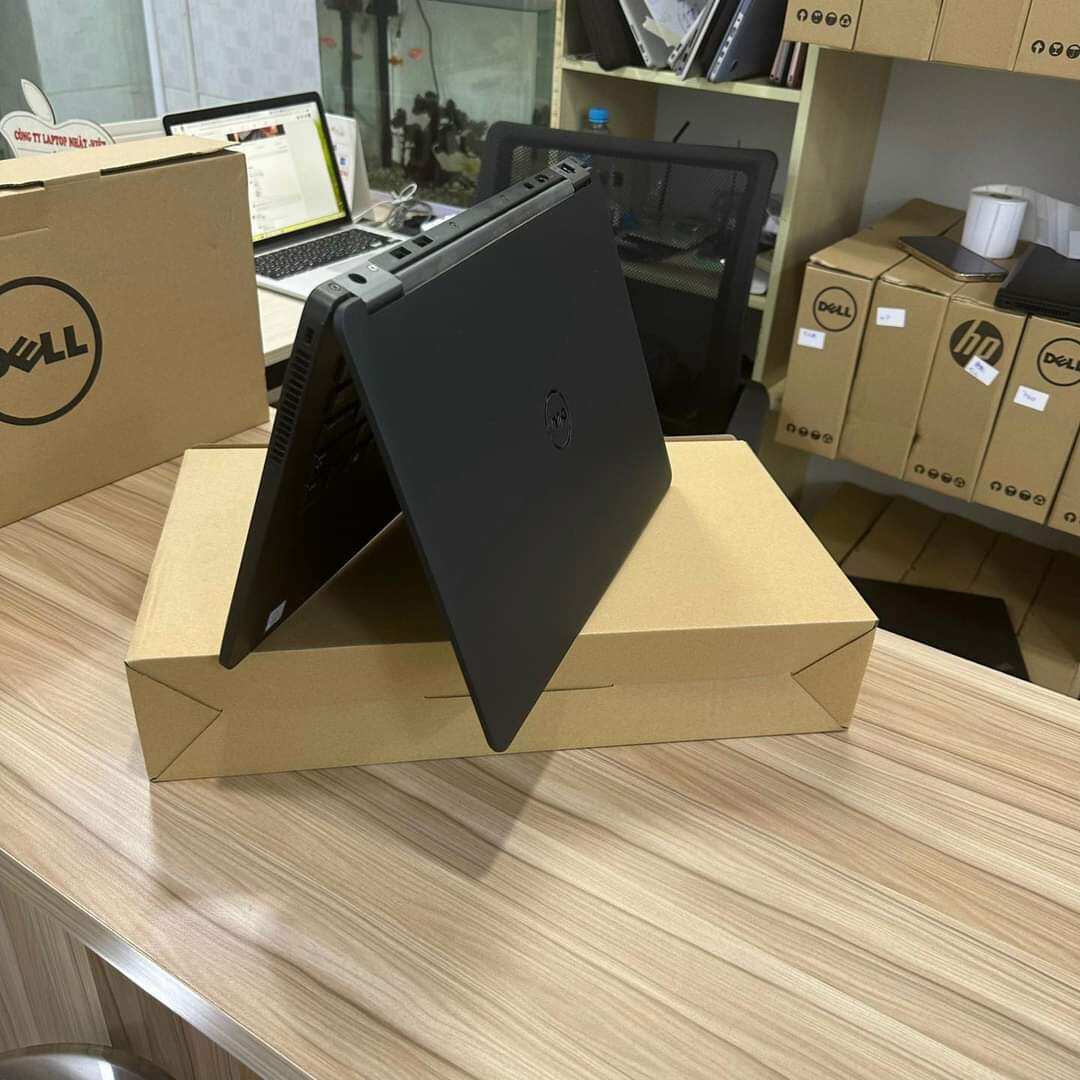 Laptop Dell Latitude E7270 Intel Core i5, Ram 8, SSD 256, Full HD
