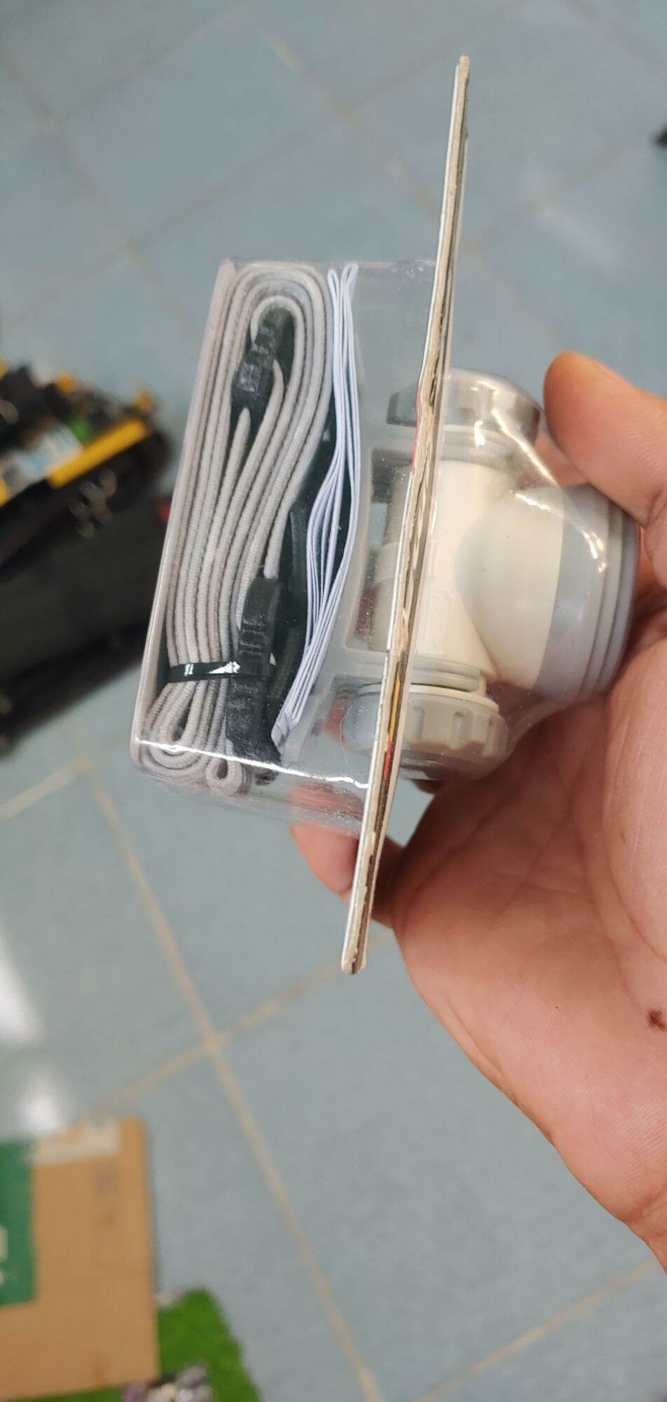 Đèn led đội đầu Tajima.