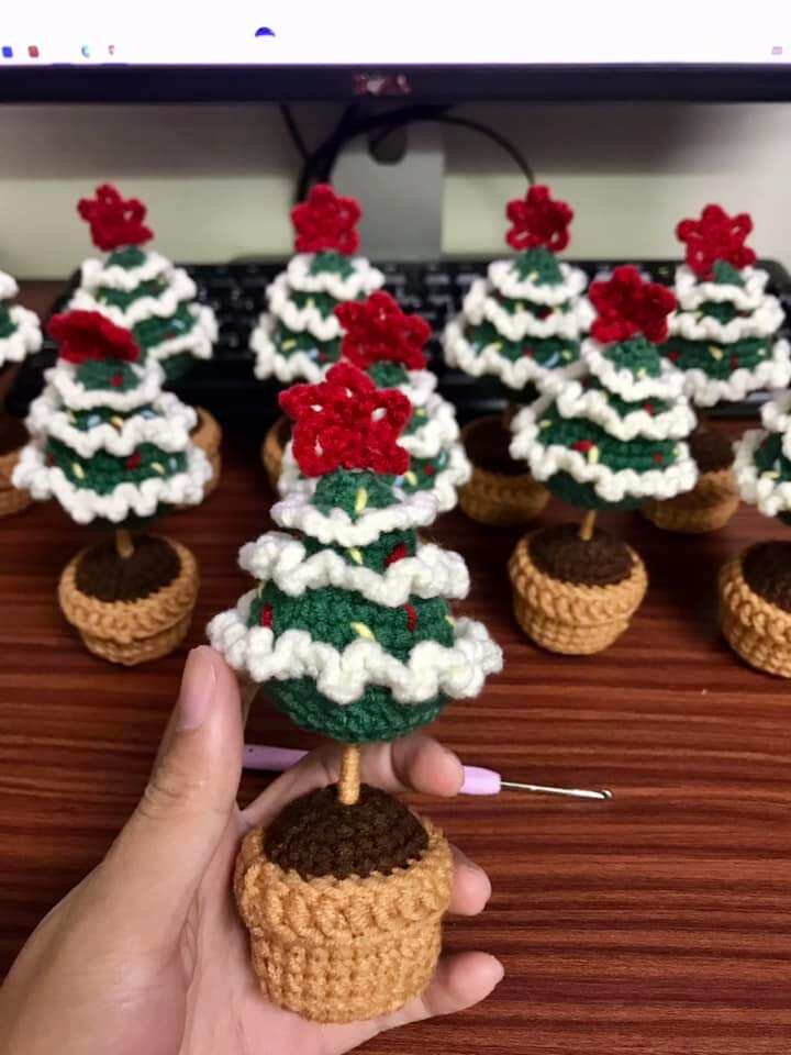 Cây thông Noel mini trang trí