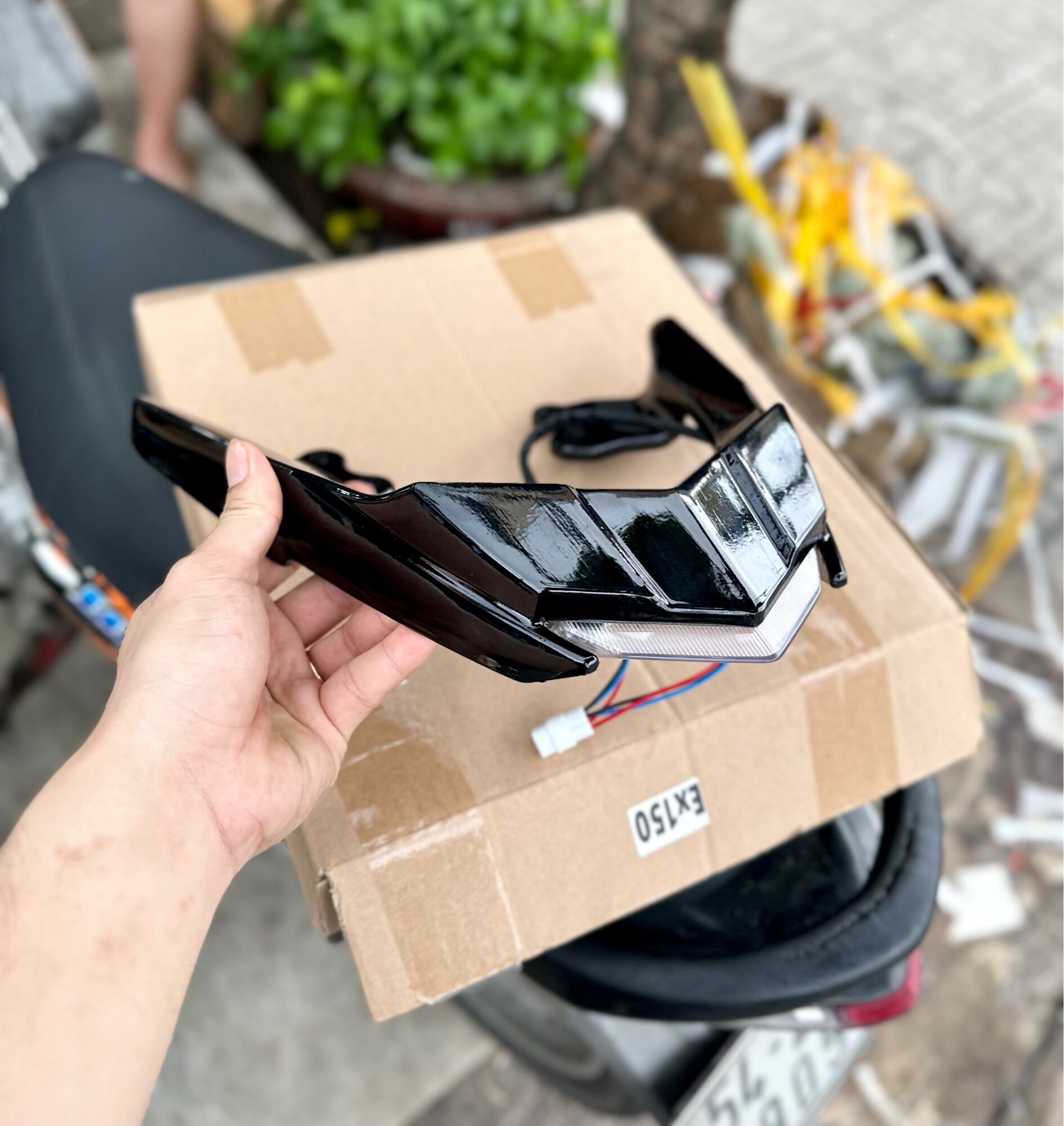 Cảng sau led có đèn f1 exciter 150 winner sirius malaysia