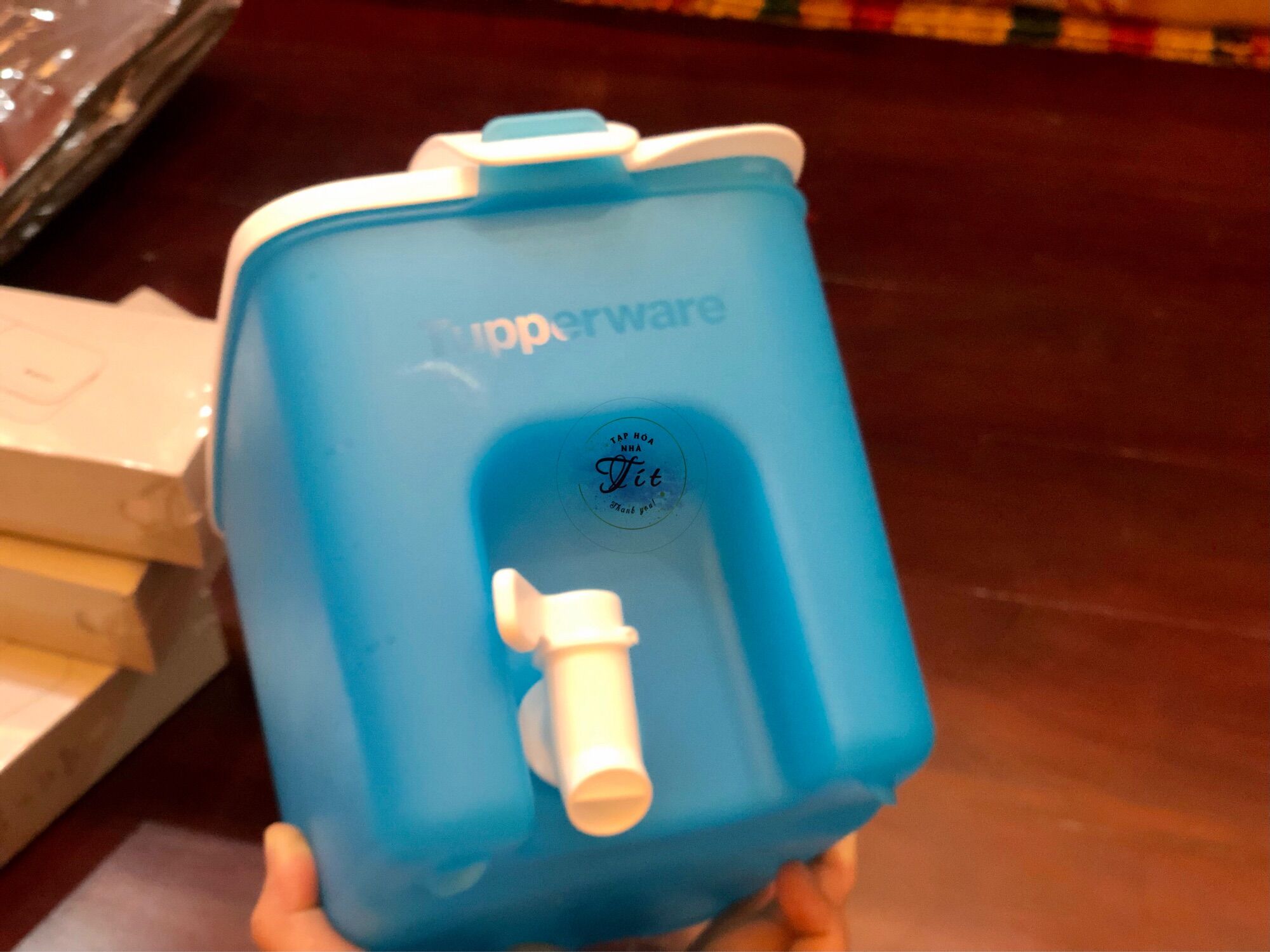 Bình đựng nước, rượu Tupperware 3.1L