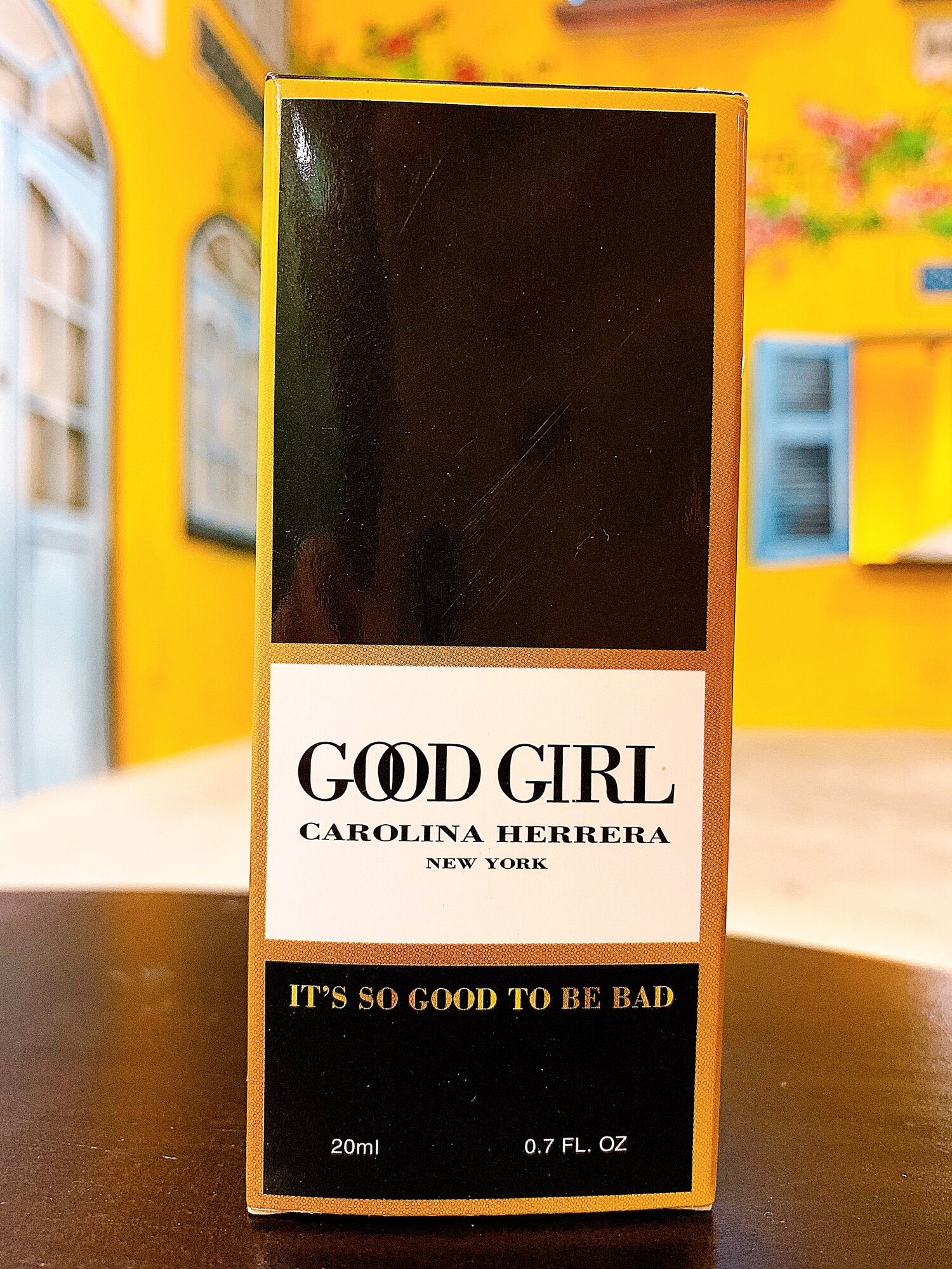 Nước Hoa Mini GOOD GIRL 20ml (Mẫu Táo)