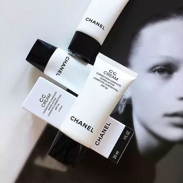 Che Khuyết Điểm CC Cream Chanel Complete Correction