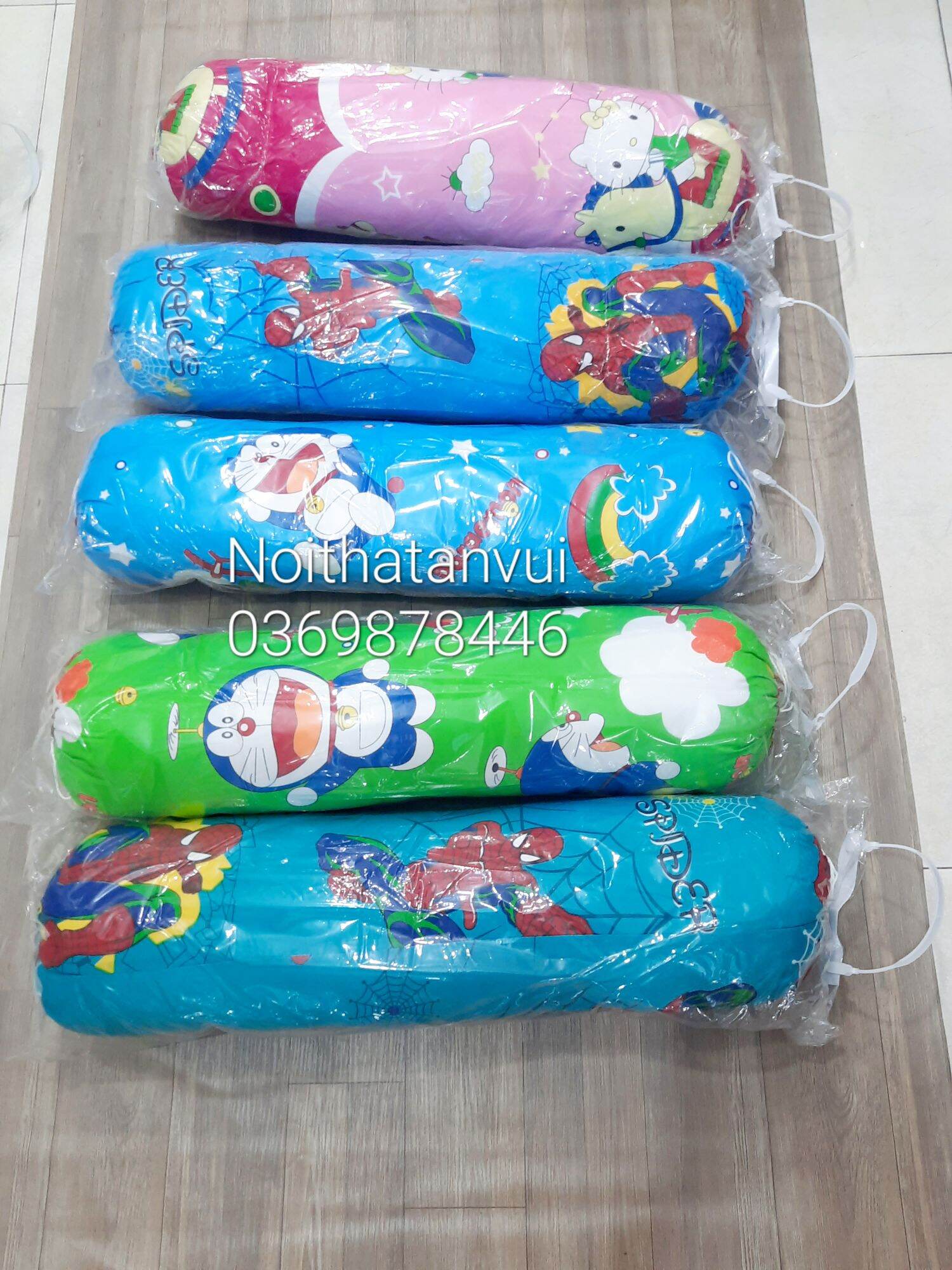 Gối nằm gối ôm em bé