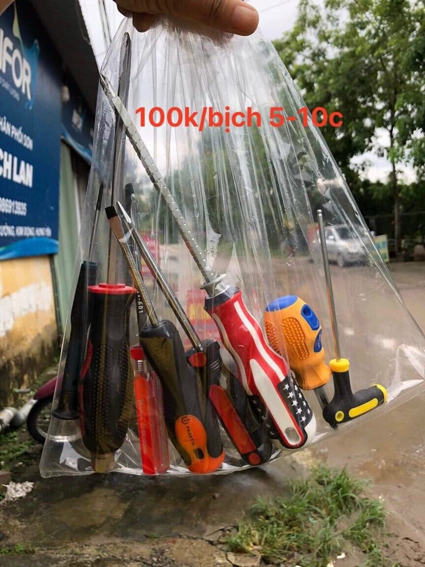 Tua vít hàng bãi