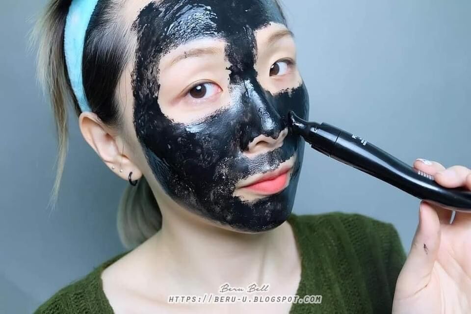[HCM]Bút lột mụn đầu đen than tre Charcoal