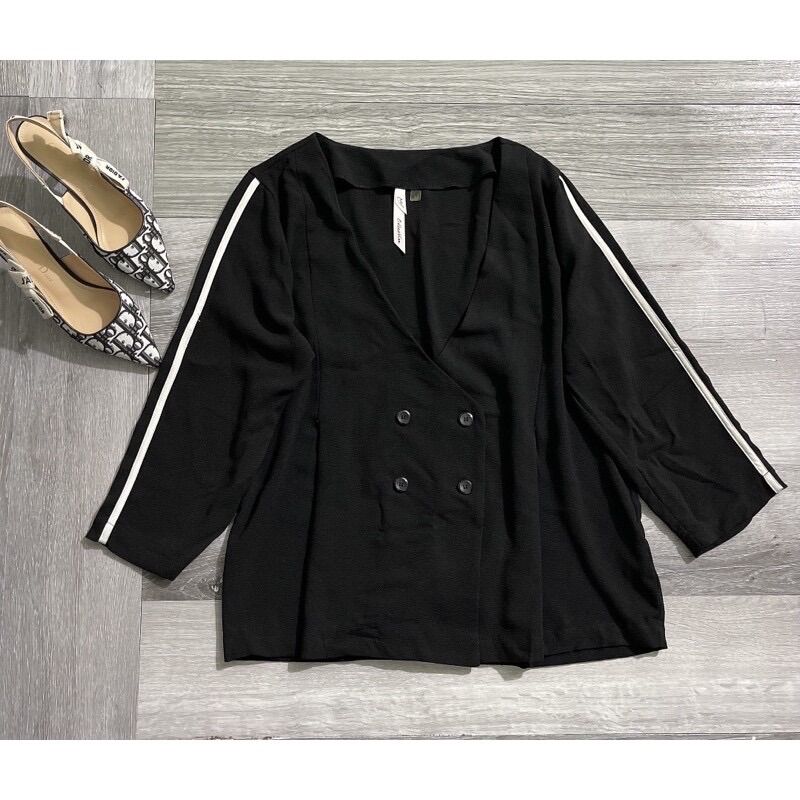 Khoác Blazer Nhẹ Xuất Dư
