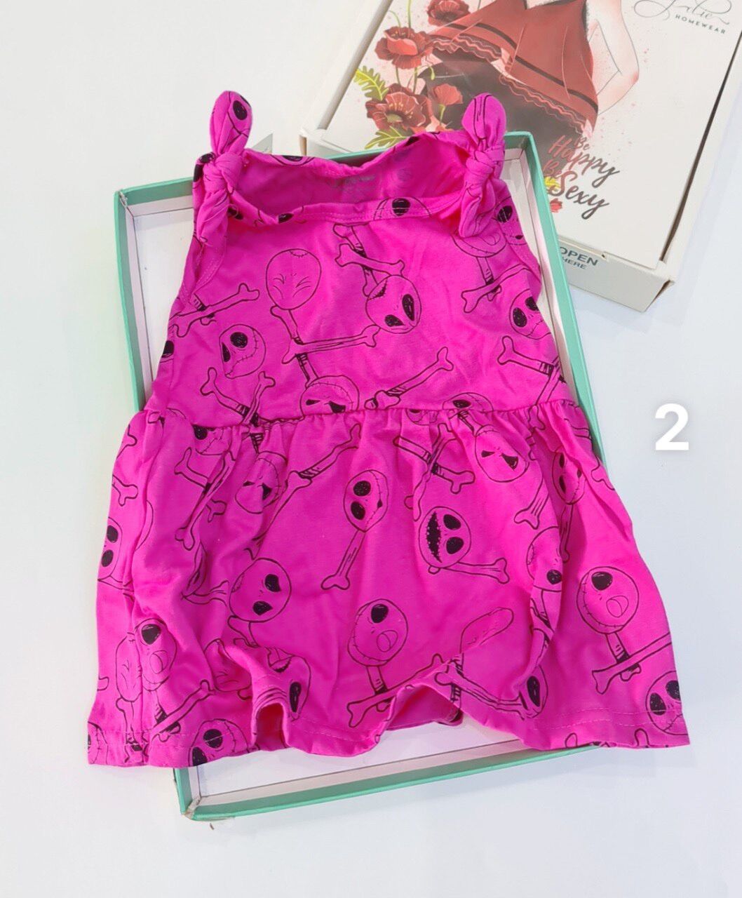 Đầm sát nách nơ vai Jumping Beans bé gái