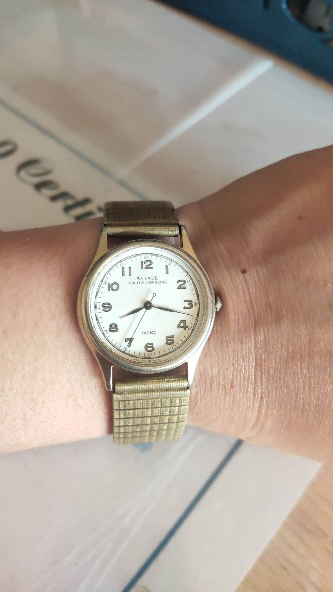 Đồng hồ seiko avenue for the new being 5s21-6a00