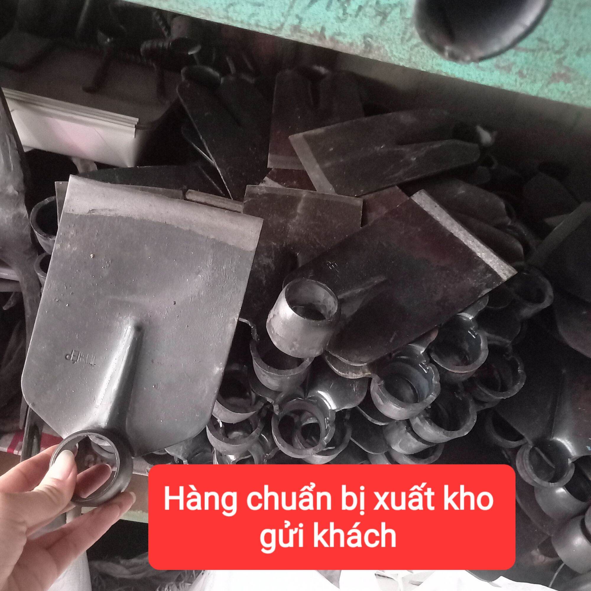 Cuốc xới đất cỏ ruộng vườn thép nhíp sắc bén