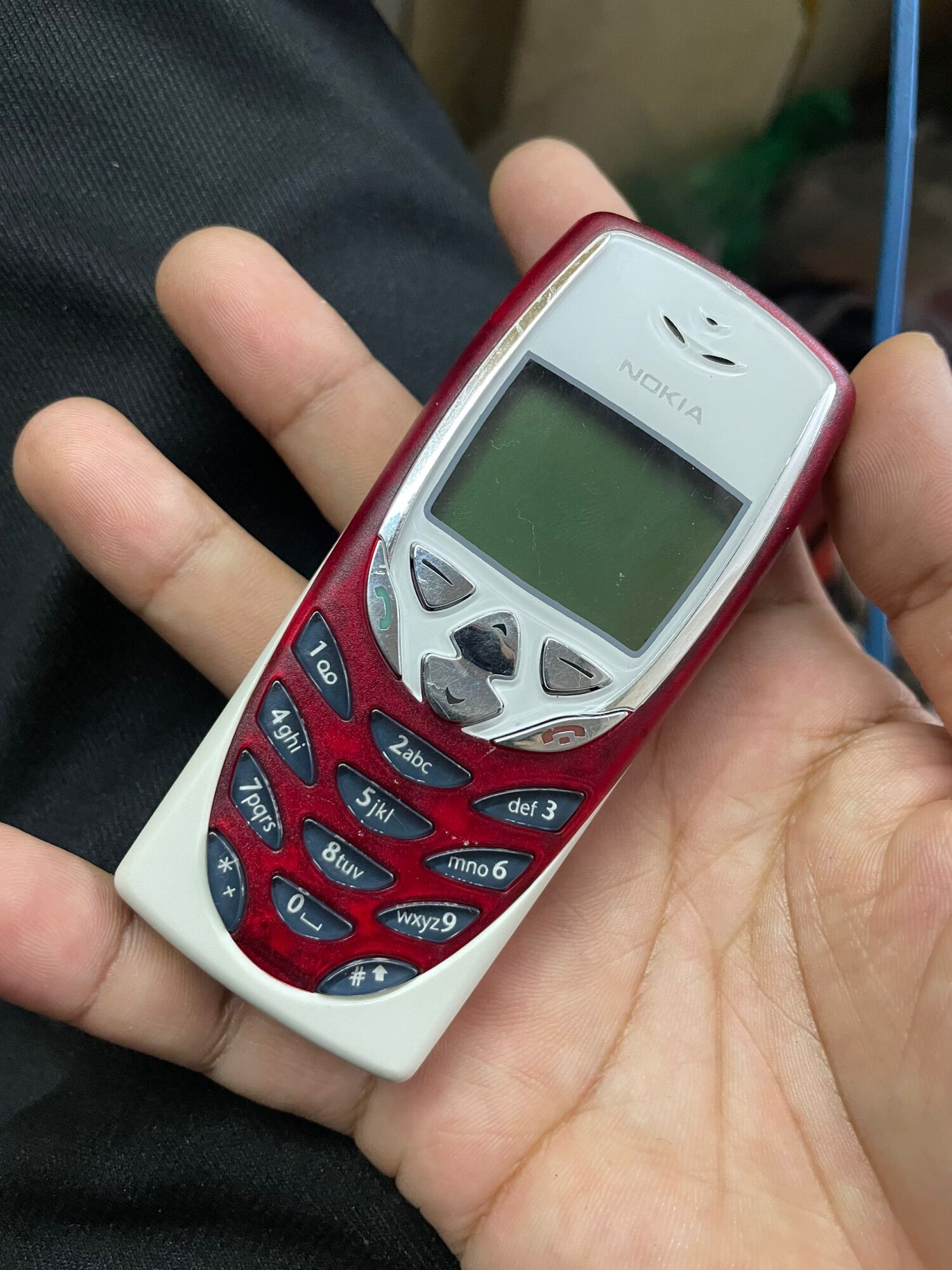 Điện thoại nokia 8310 nguyên zin chính hãng