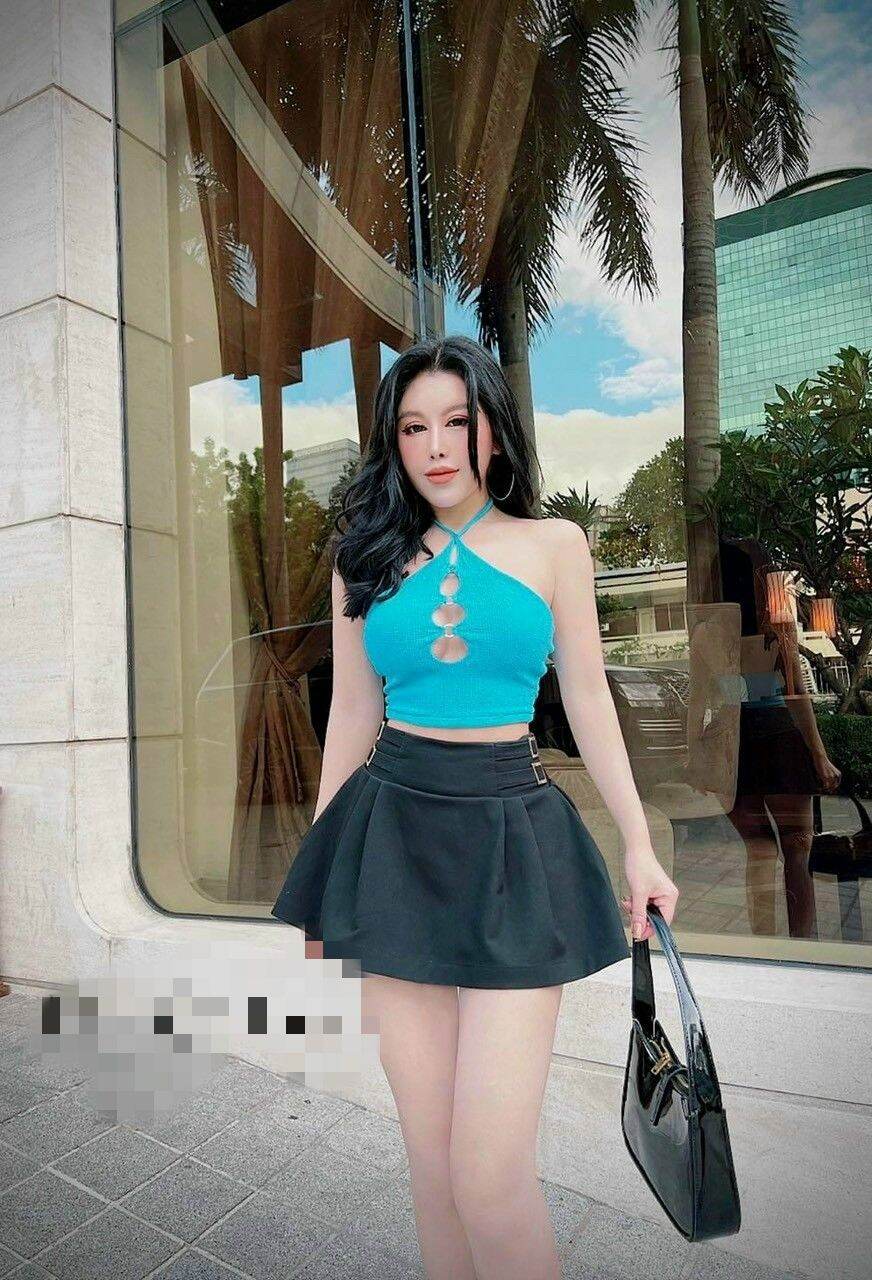 ÁO CROPTOP YẾM KHOEN HỞ LƯNG CỘT DÂY CỔ FORM 45KG