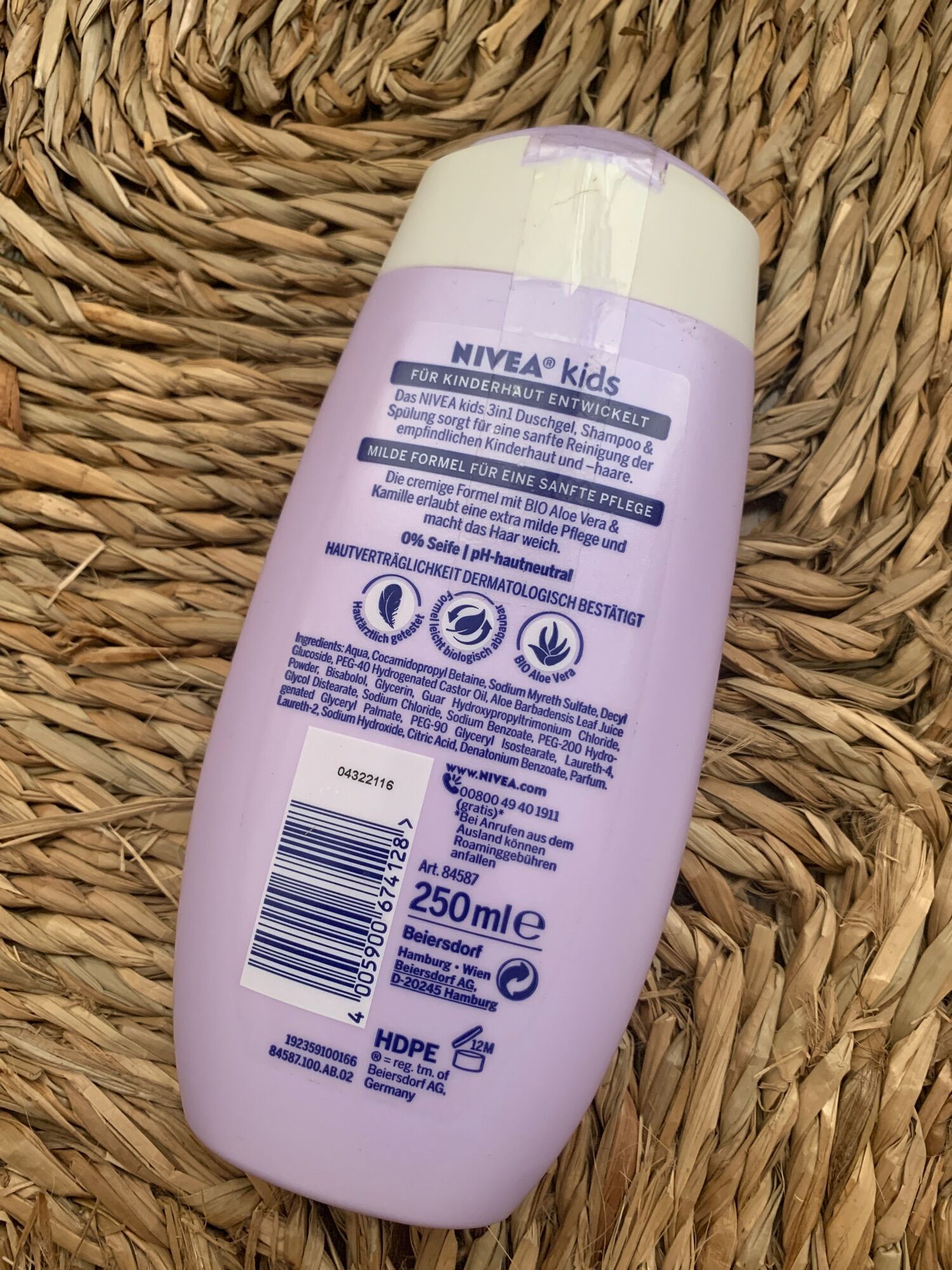 Sữa tắm dầu gội trẻ em 3 in1 Nivea (Hàng Đức)