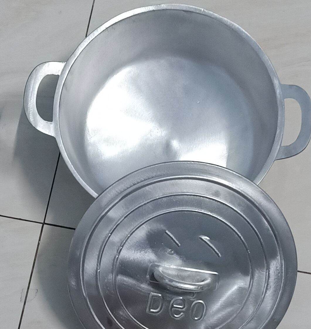 NỒI GANG ĐÚC BẰNG KHUÔN SẮT26CM