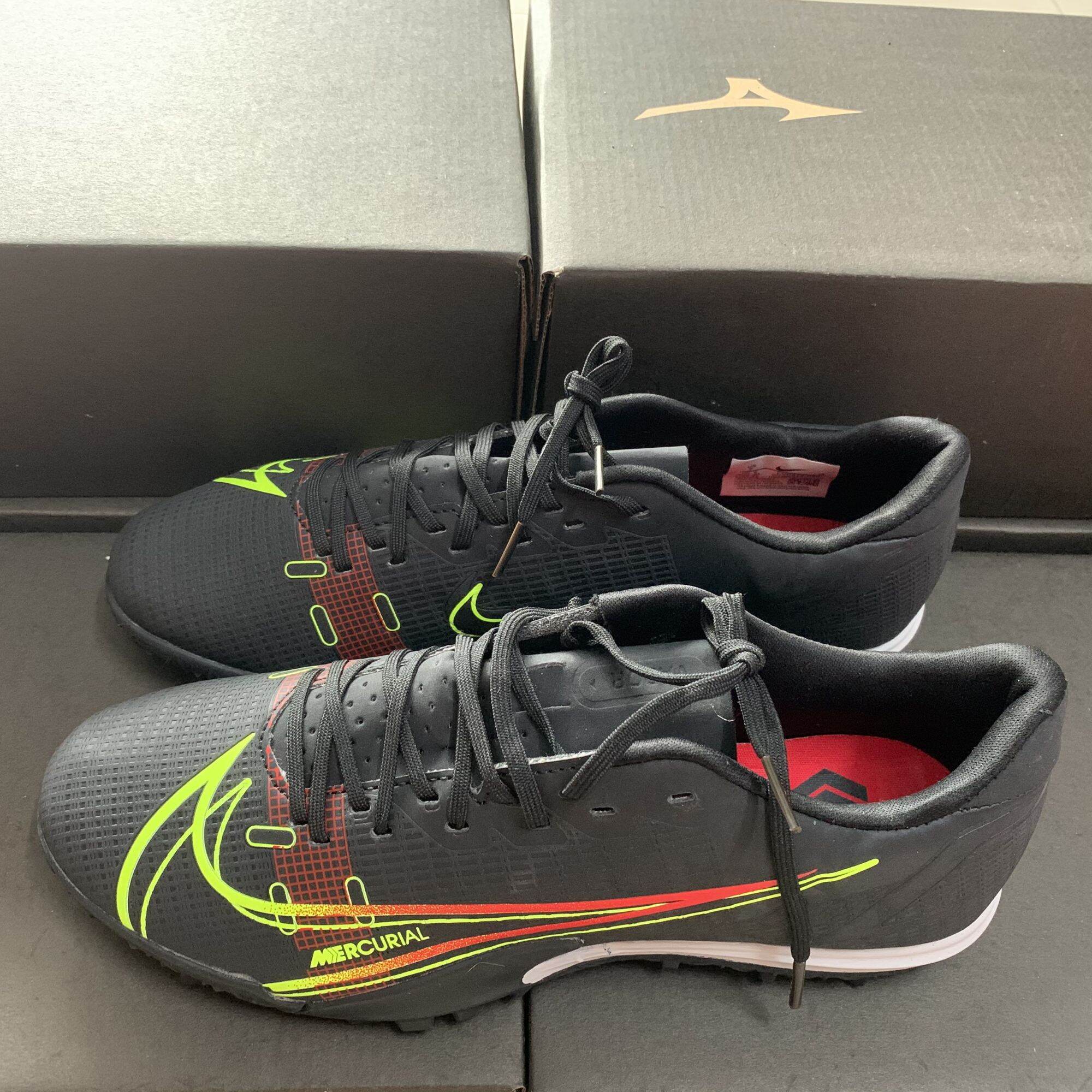 Giày đá bóng N-Mercurial đế TF Đen