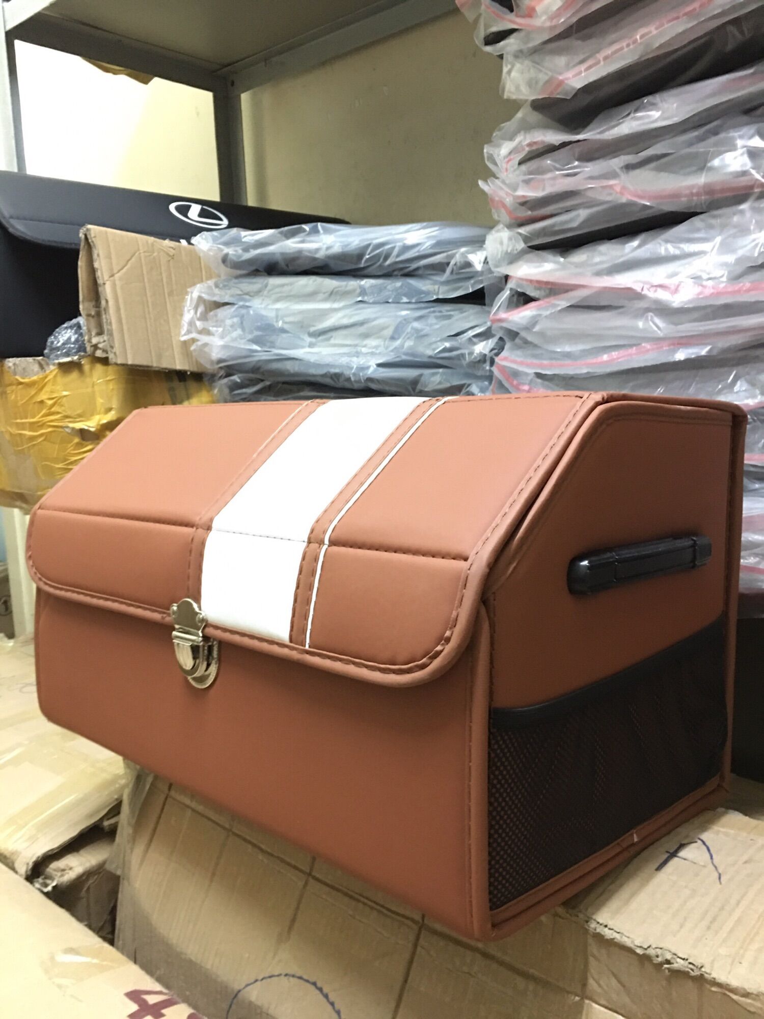 Thùng hộp đựng đồ da PU gấp gọn cất cốp ô tô sang trọng