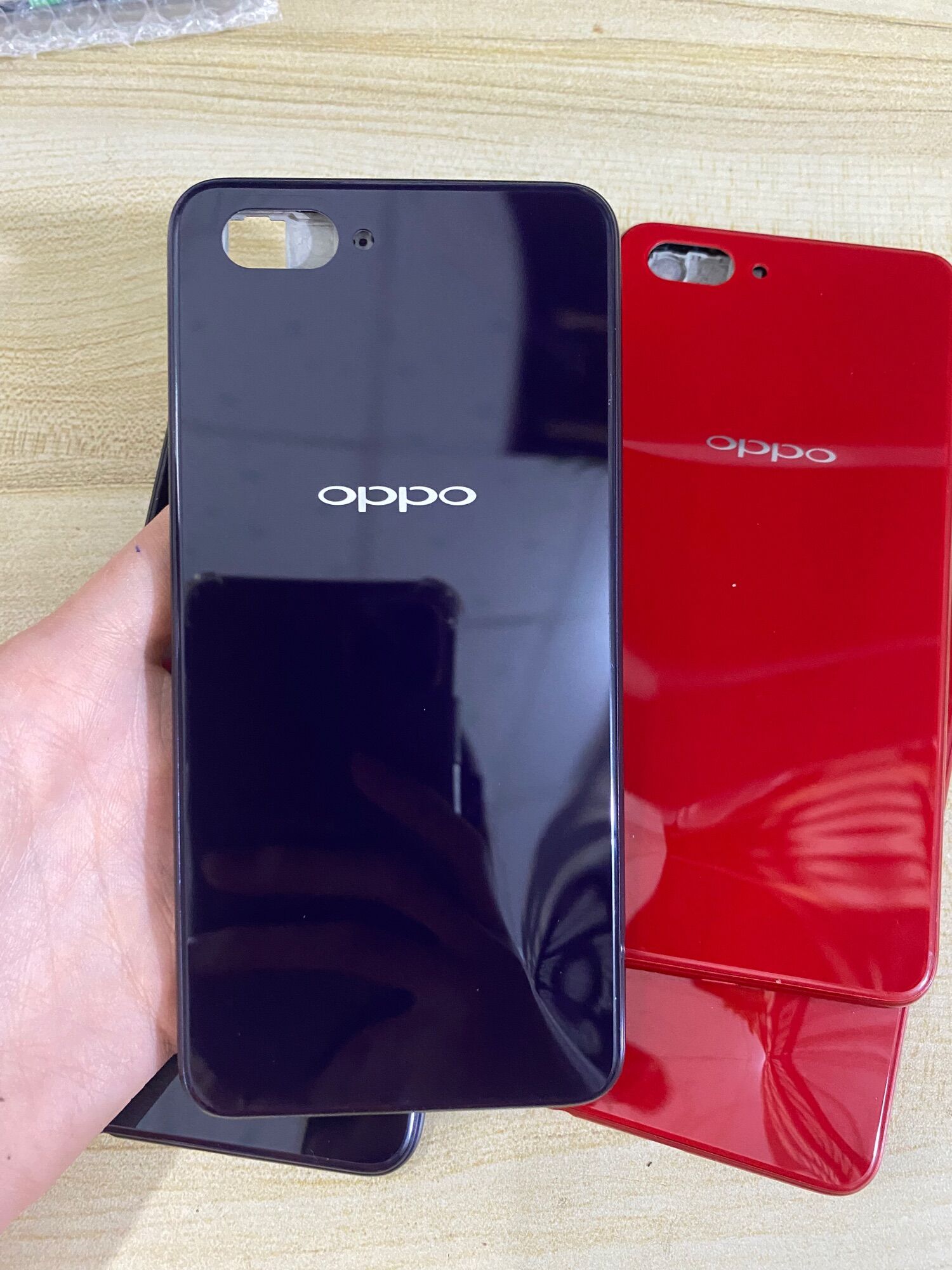 Bộ vỏ + sườn oppo a3s zin hàng cao cấp.