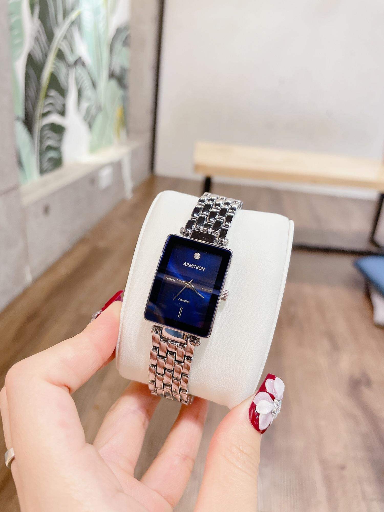 Đồng hồ nữ Armitron dây thép không gỉ mặt 22mm