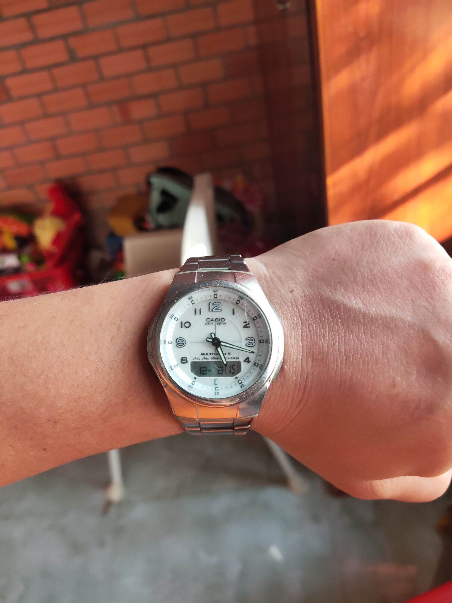 Đồng hồ nam CASIO WAVE CEPTOR