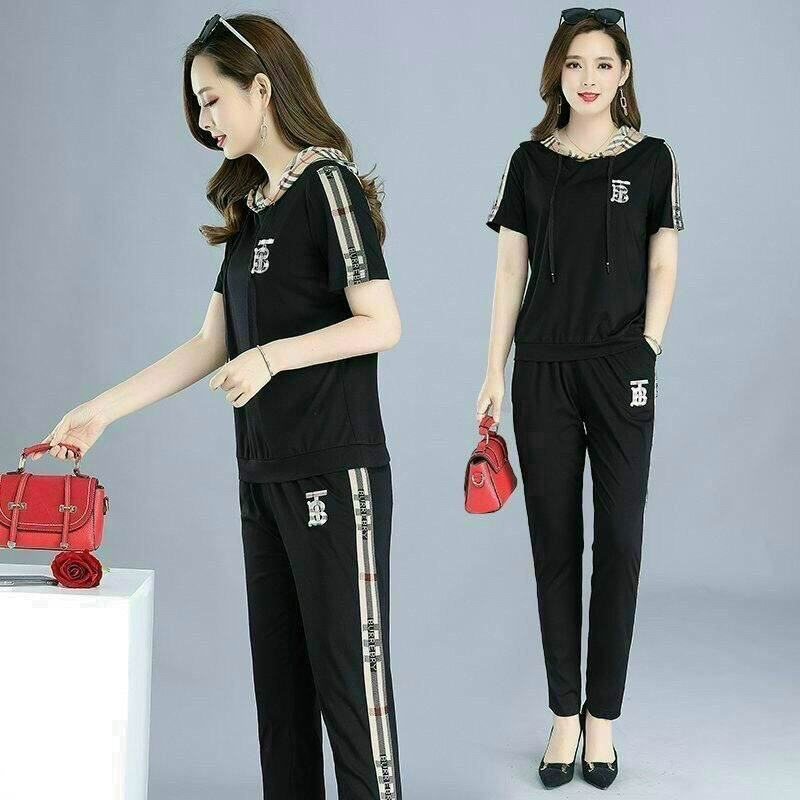 Sét bộ đồ thể thao nữ có nón BT phối sọc cao cấp