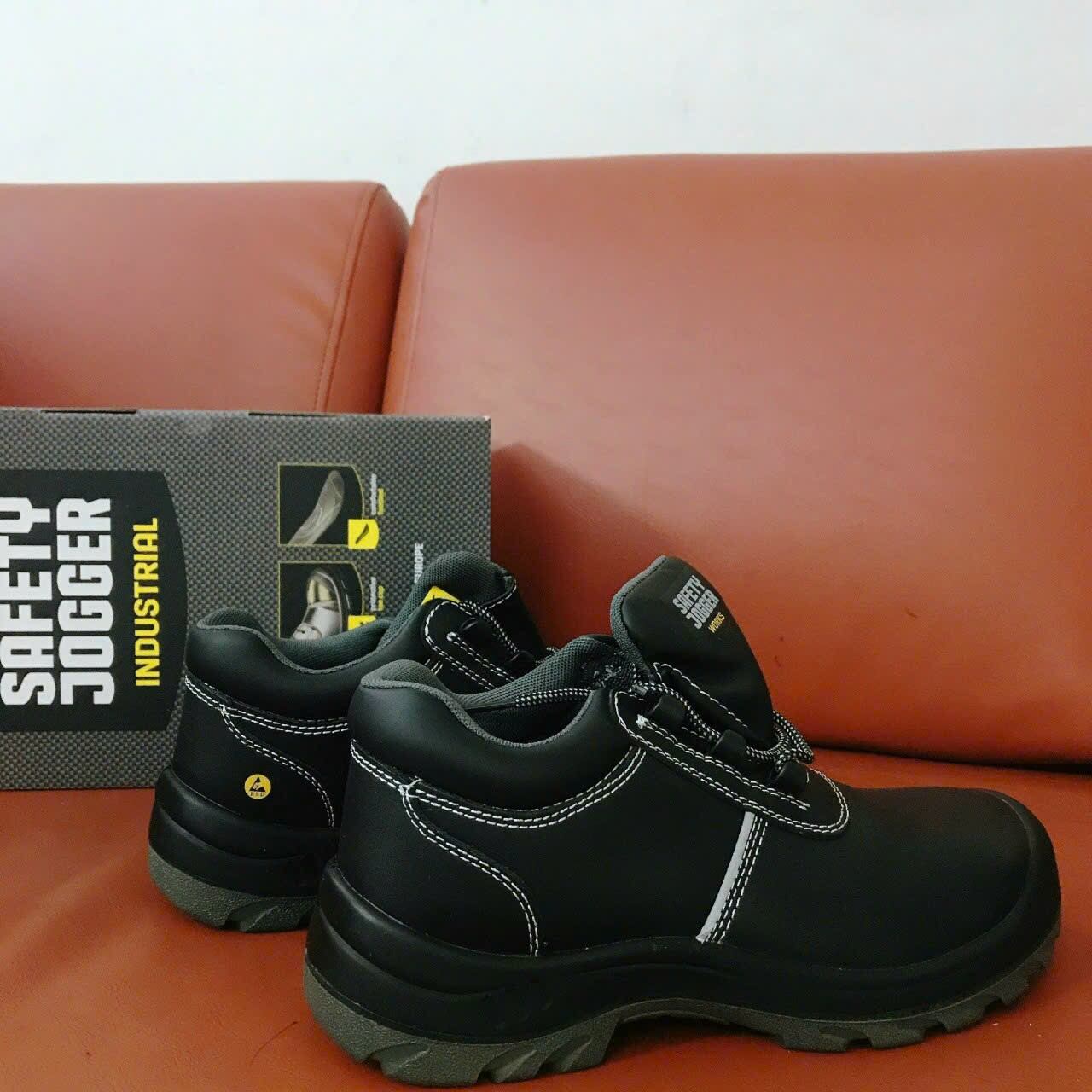 Giày bảo hộ Jogger Aura S3