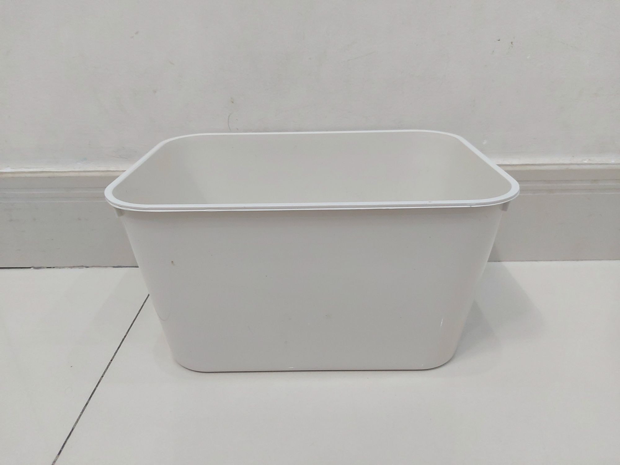 Khay nhựa 7 lít ép cá guppy, betta, dưỡng cá bệnh