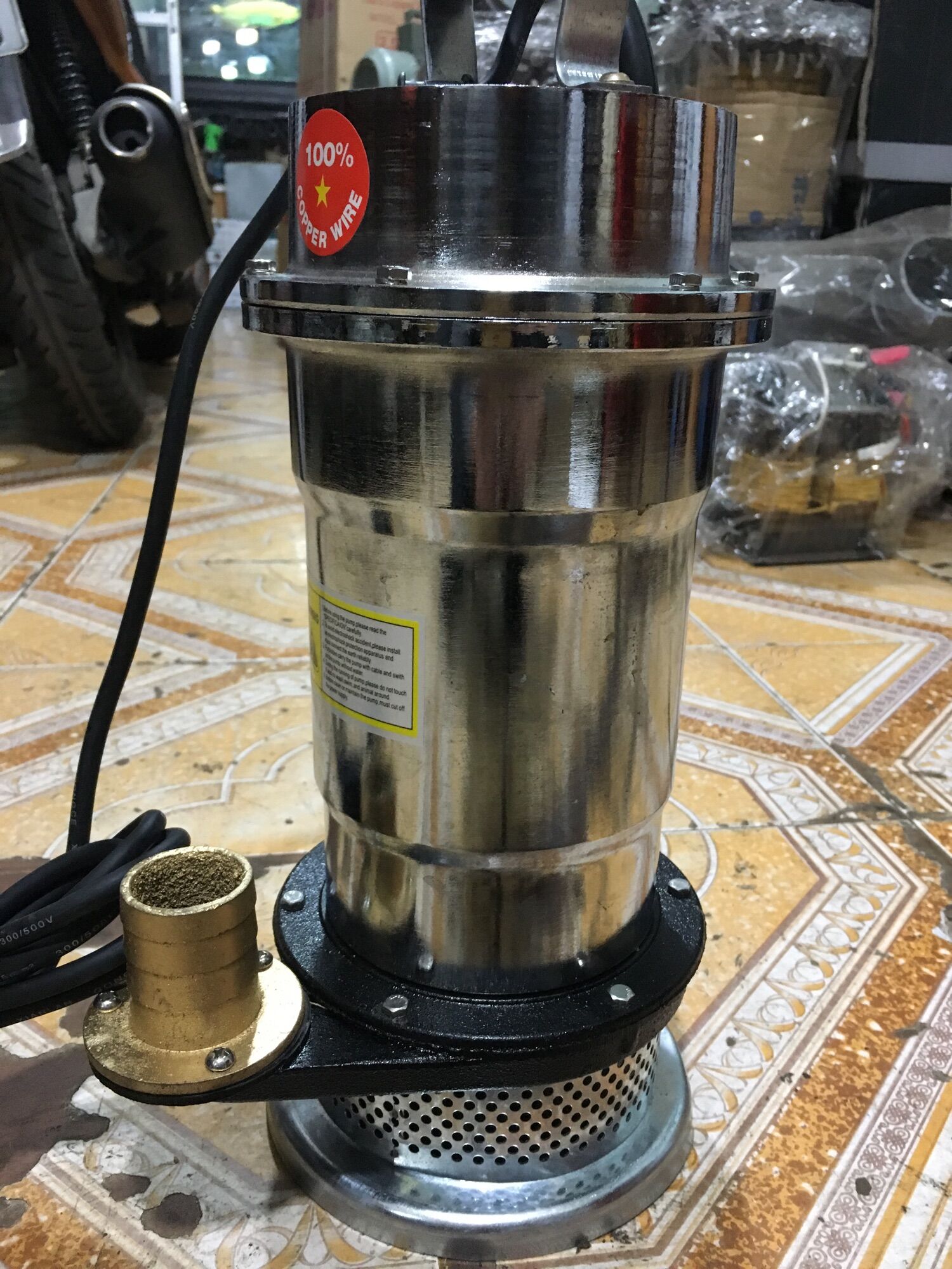 Máy bơm chìm 1hp 0.75kw 220v dây đồng