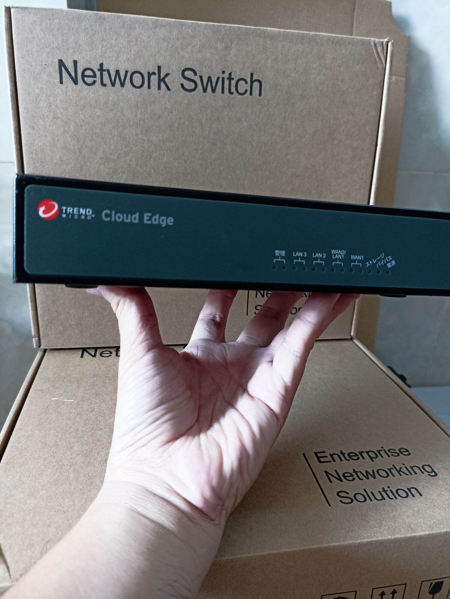 Router Mikrotik PC Router Edge Trend Cloudedge Ram 4G 5 LAN Tải 500 user MixASale