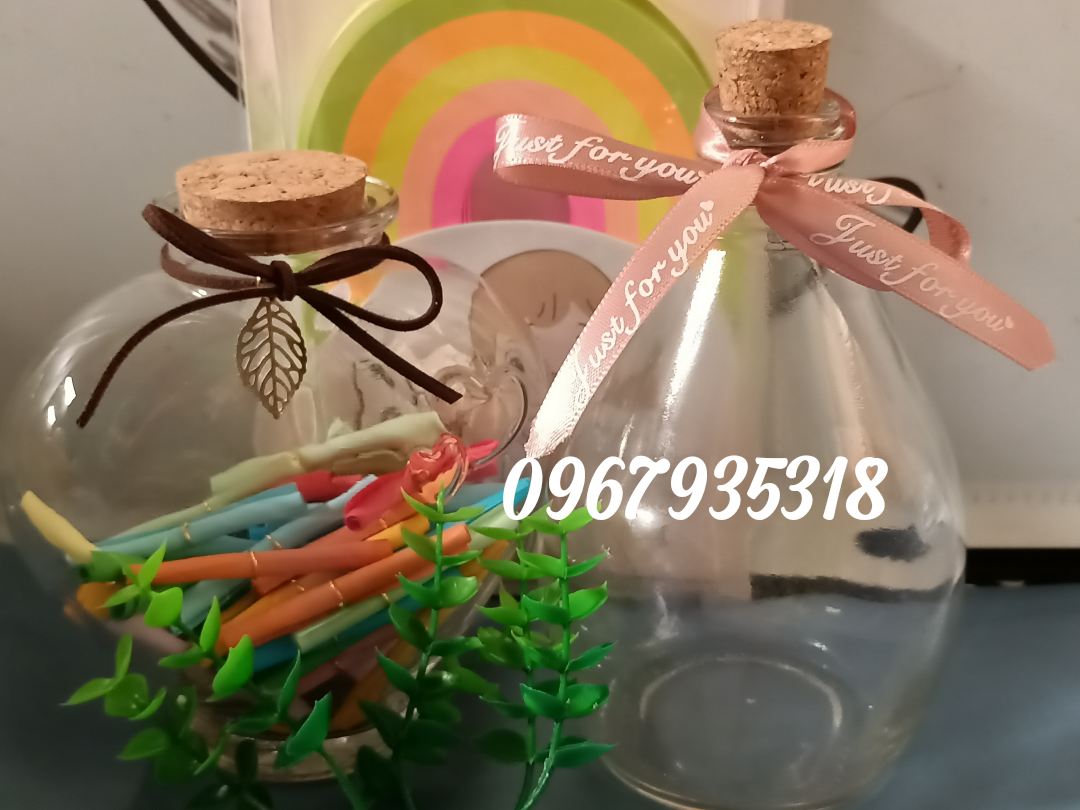 Combo 1 lọ thuỷ tinh kèm sao + 1 lọ ngôi sao to + 400 sao óng ánh gấp sẵn