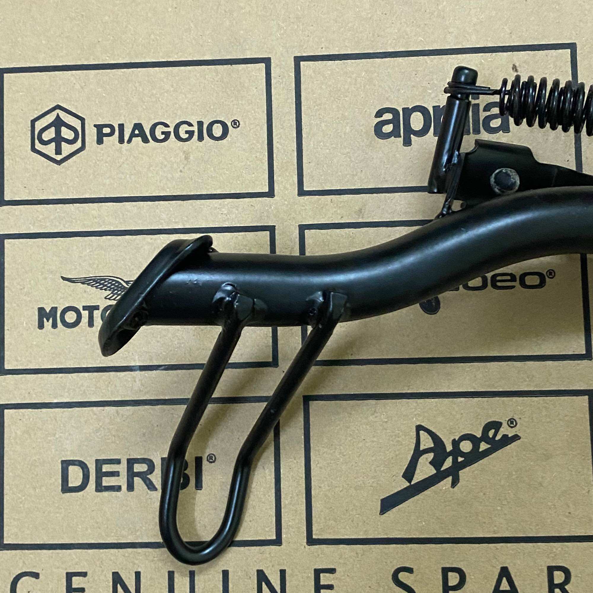 Chân chống cạnh Piaggio zip 100 ( zip Việt Nam )