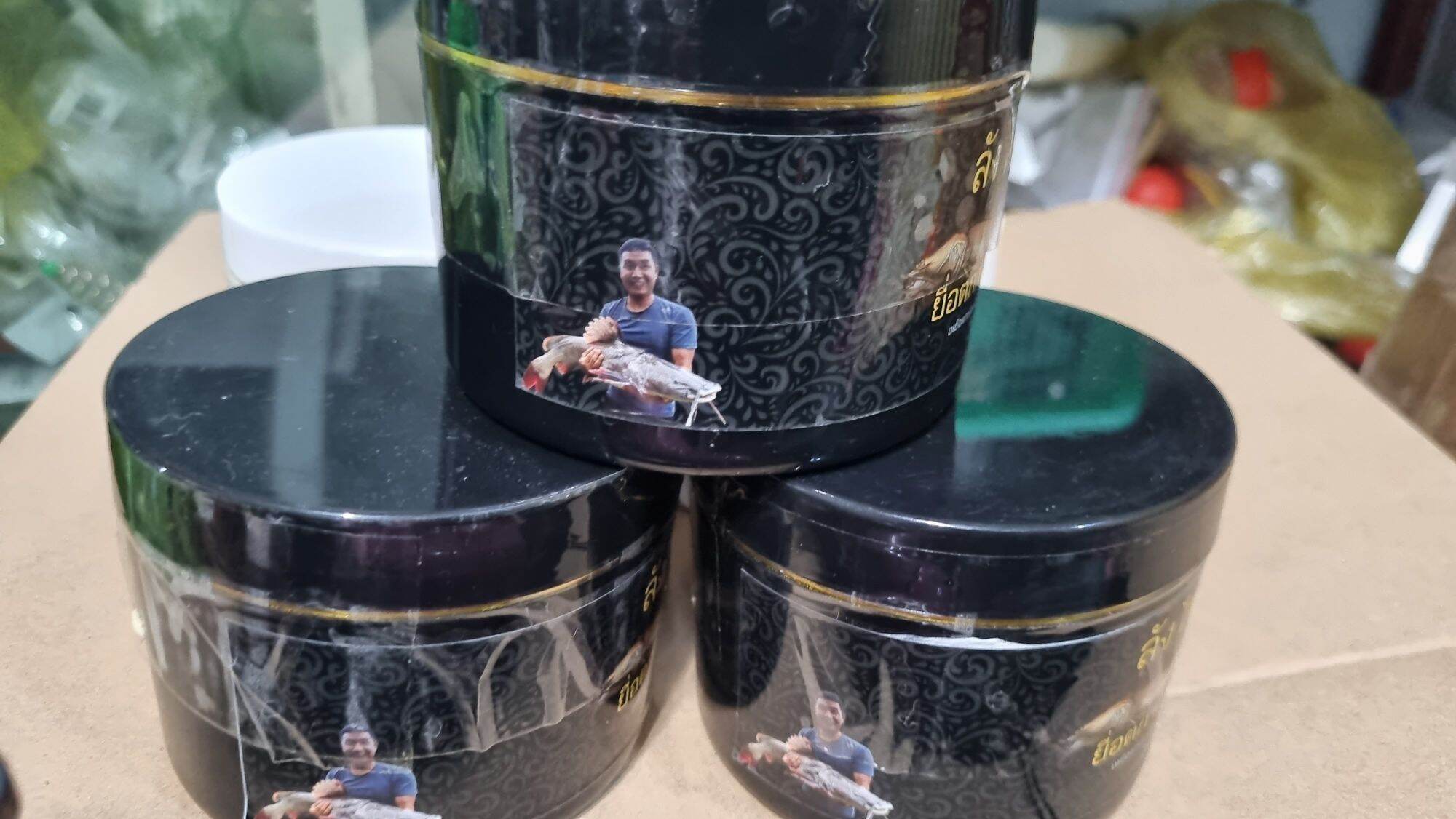 Mồi câu cá lăng nhãn đen thailand 200g