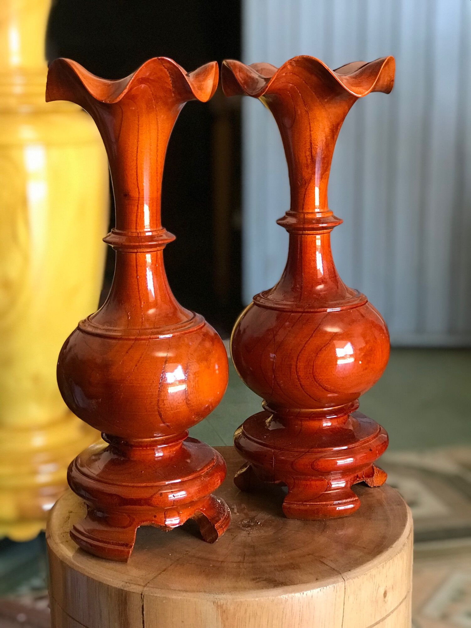 Một cặp lọ hoa gỗ bình hoa gỗ đẹp kt 12*30cm